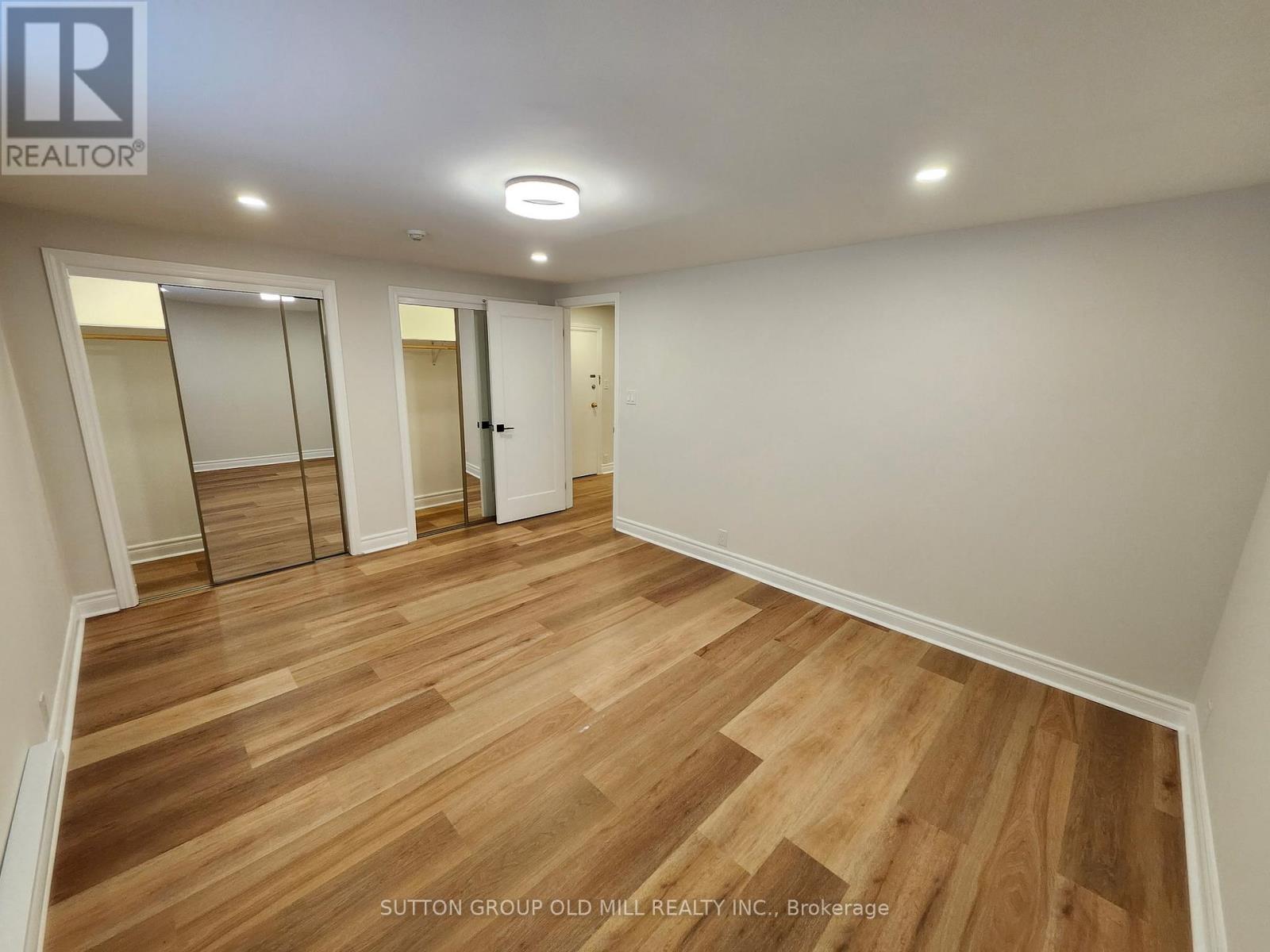5 - 668 Willard Avenue, Toronto, Ontario  M6S 3S5 - Photo 13 - W12386512