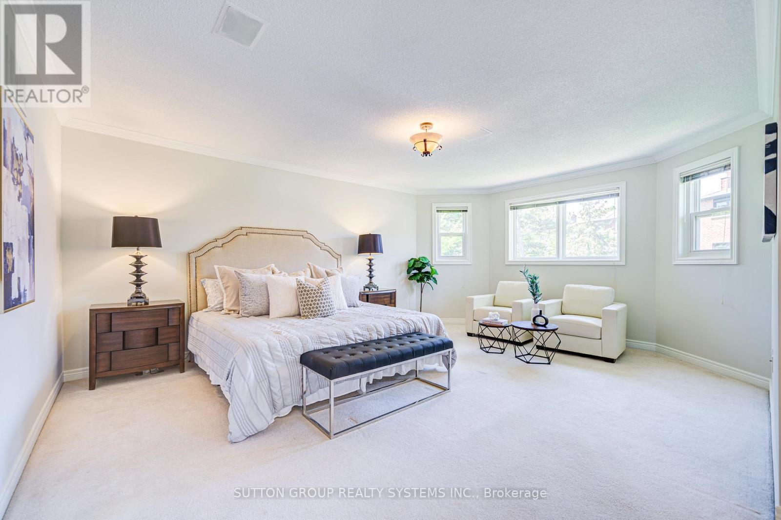 2979 Sycamore Street, Oakville, Ontario  L6J 7H9 - Photo 17 - W12386514