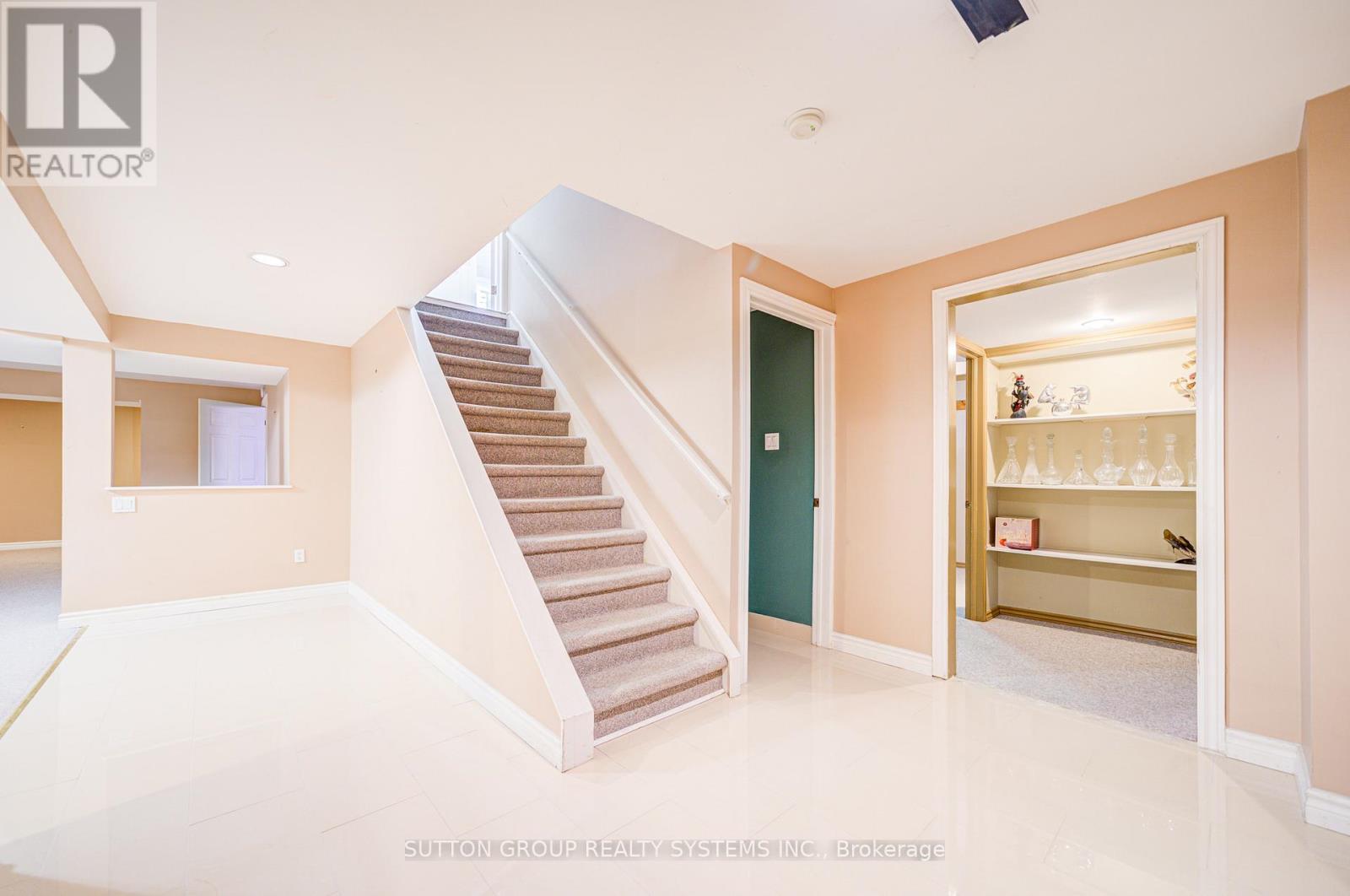 2979 Sycamore Street, Oakville, Ontario  L6J 7H9 - Photo 31 - W12386514
