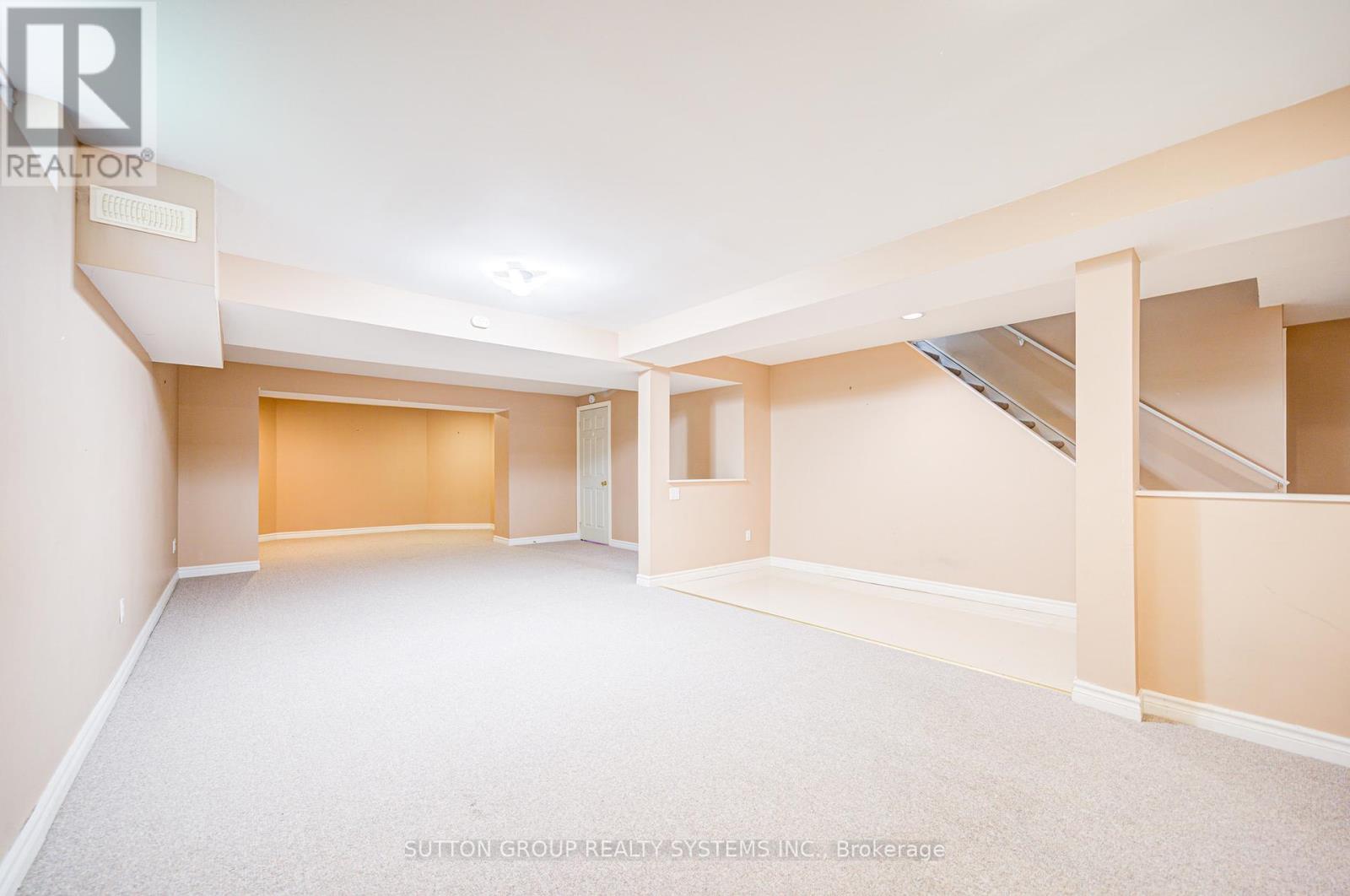 2979 Sycamore Street, Oakville, Ontario  L6J 7H9 - Photo 32 - W12386514