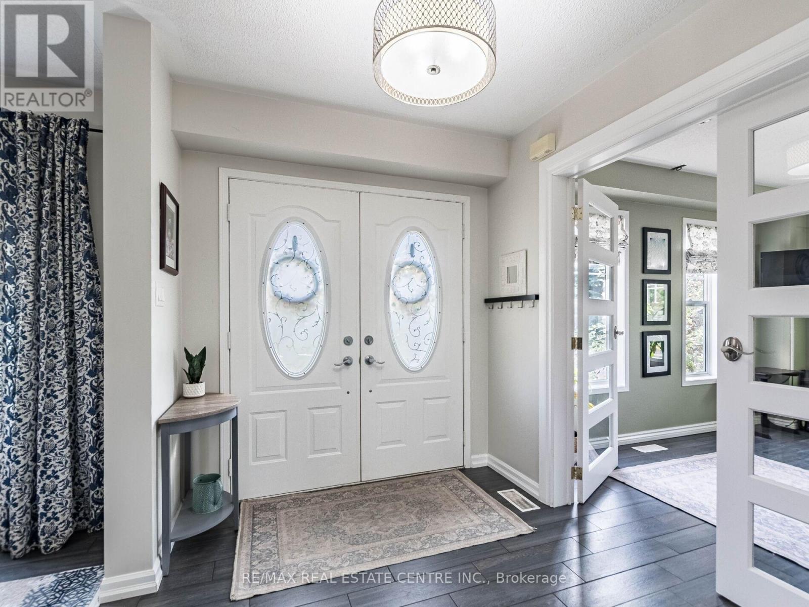 Property at 34 HURST STREET image 4