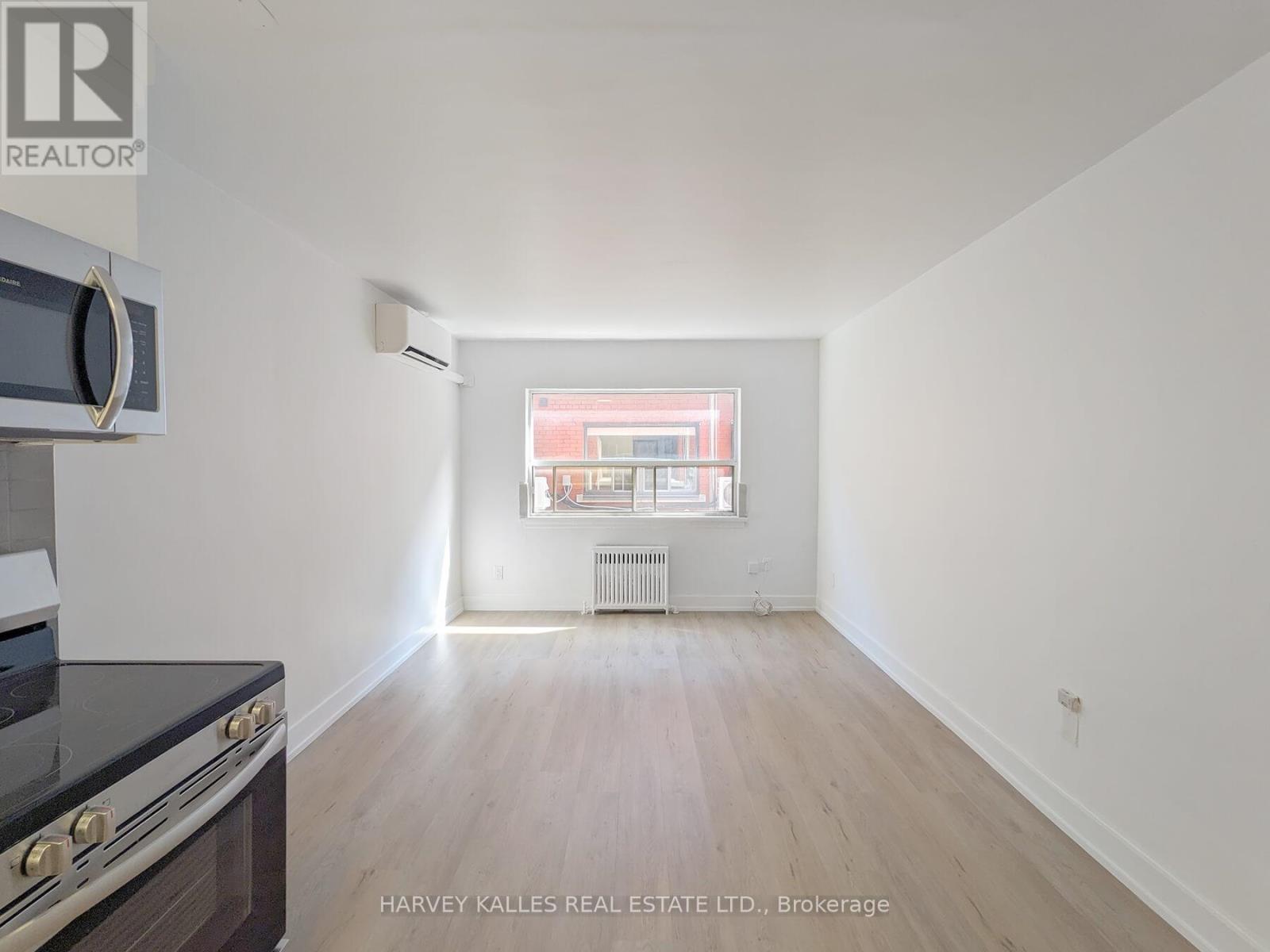 14 - 68 Fifteenth Street, Toronto, Ontario  M8V 3J6 - Photo 3 - W12386522