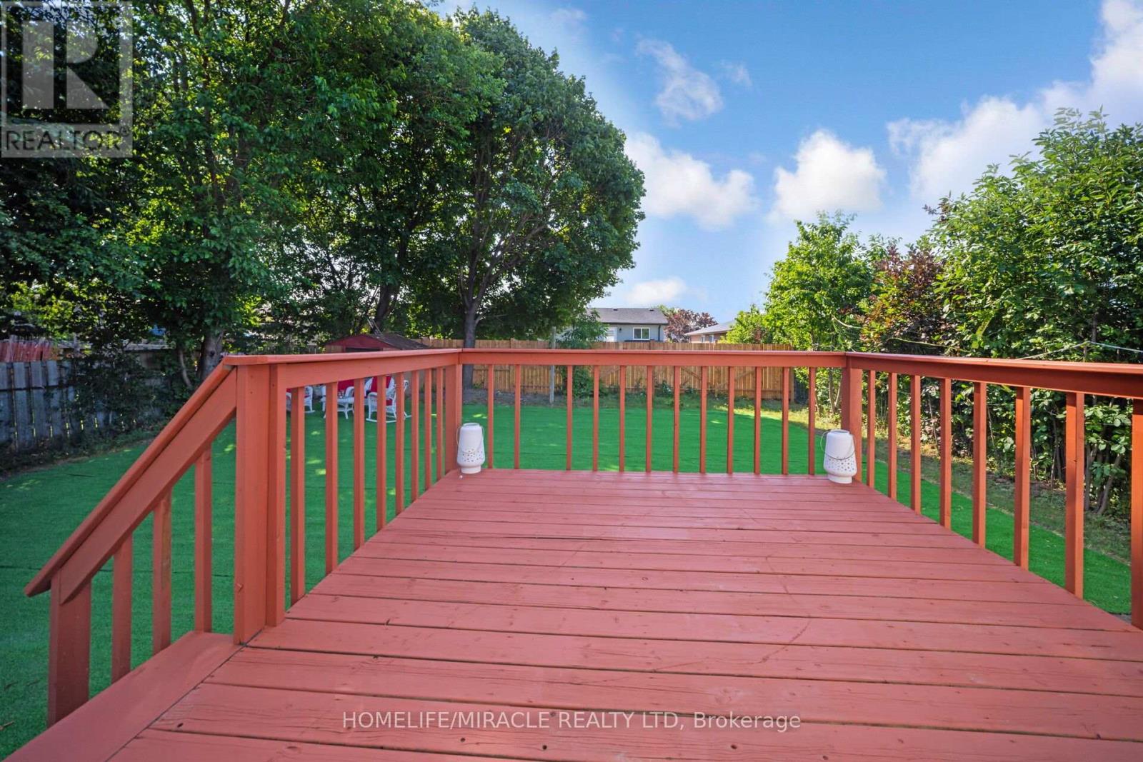 3777 Woodruff Crescent, Mississauga (Malton), Ontario  L4T 1T8 - Photo 43 - W12386527