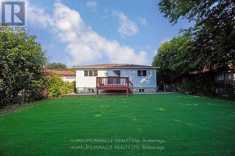 3777 Woodruff Crescent, Mississauga (Malton), Ontario  L4T 1T8 - Photo 47 - W12386527