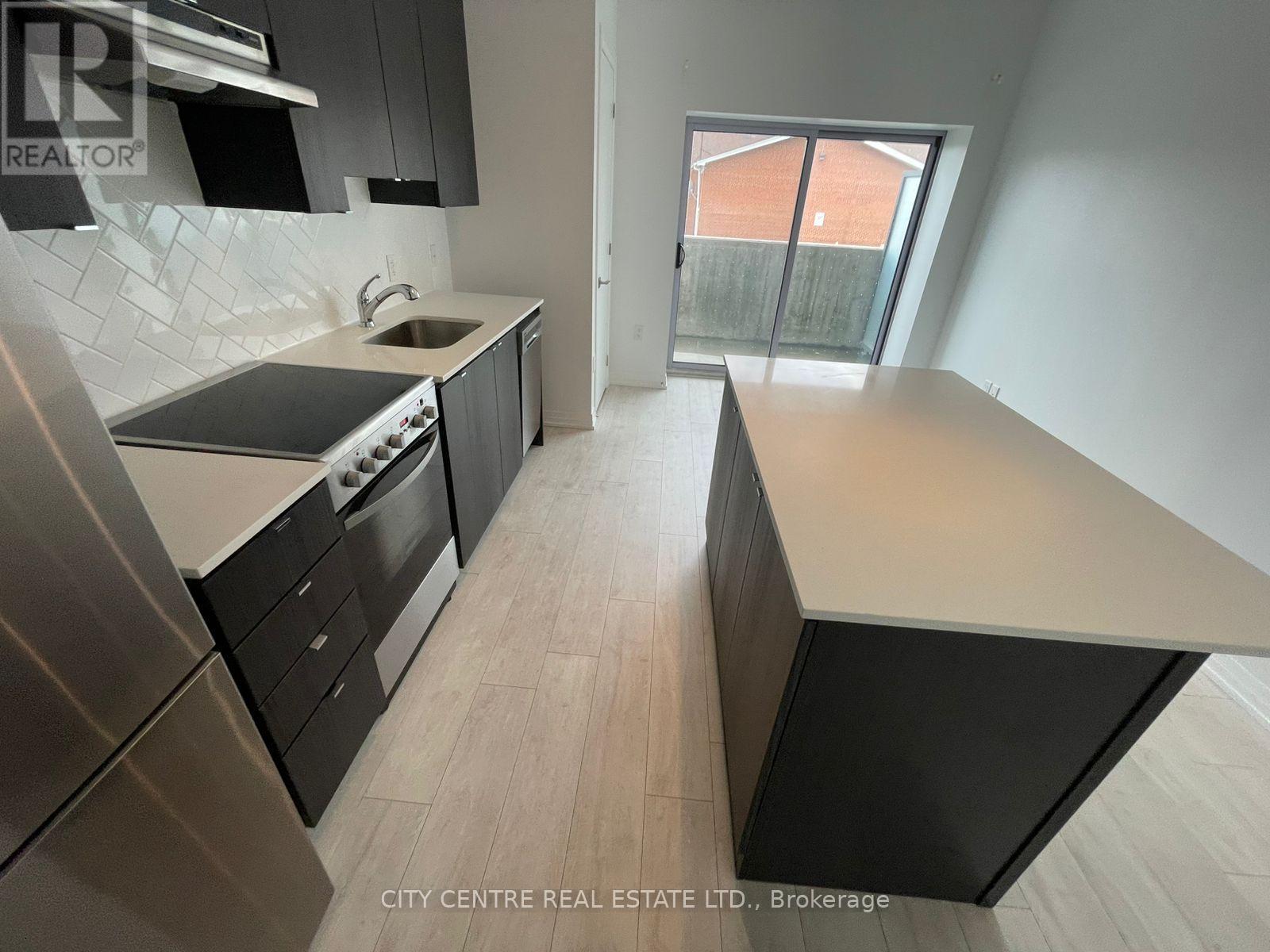 109 - 408 Browns Line, Toronto, Ontario  M8W 0C3 - Photo 4 - W12386542
