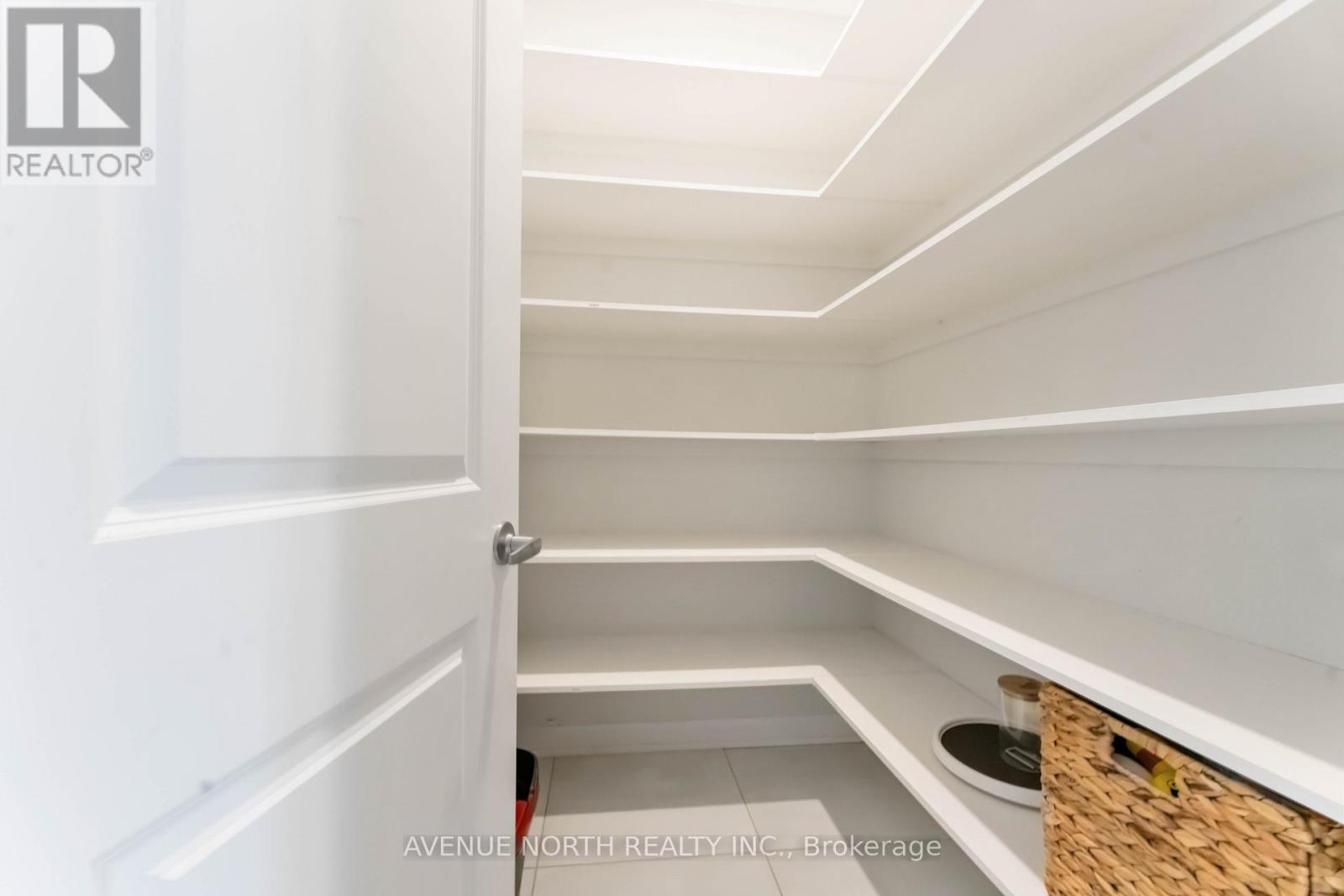 34 Jetty Drive, Ottawa, Ontario  K4M 0E9 - Photo 10 - X12386573