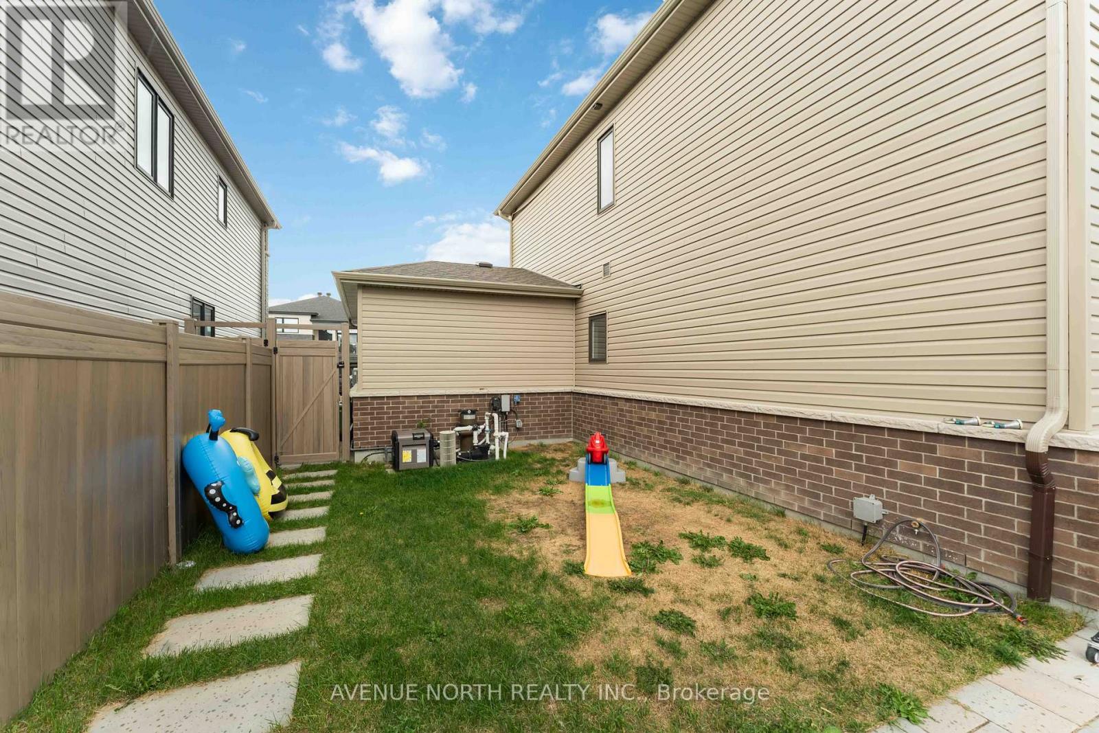 34 Jetty Drive, Ottawa, Ontario  K4M 0E9 - Photo 49 - X12386573