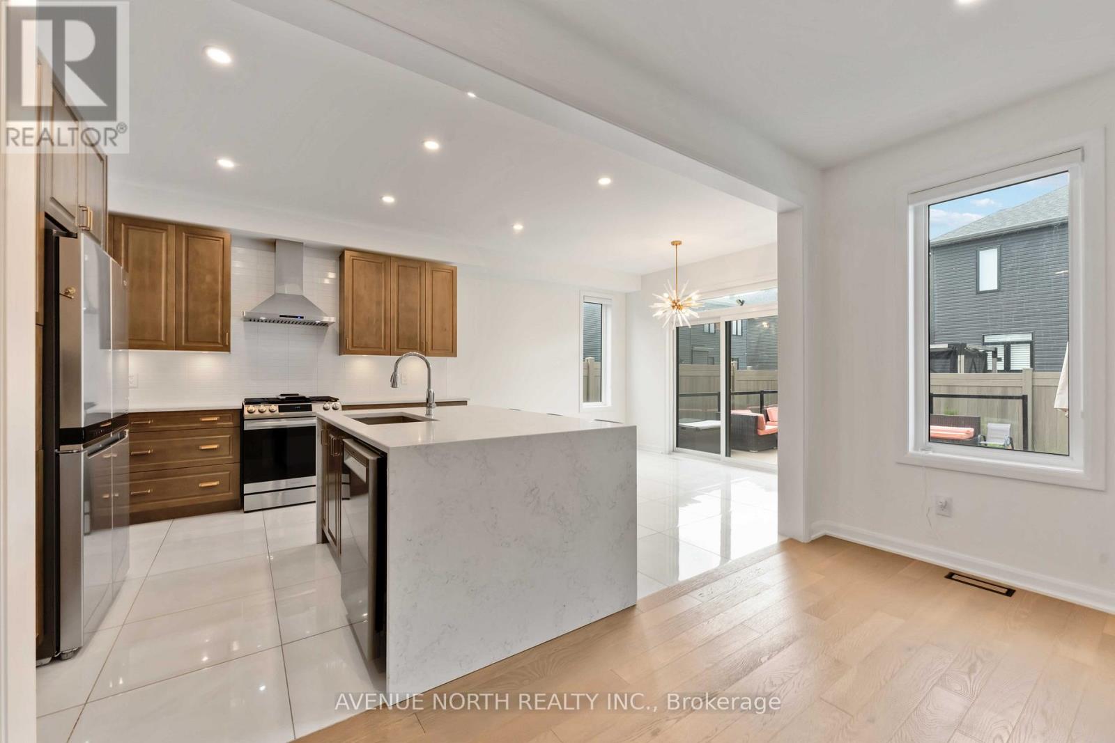 34 Jetty Drive, Ottawa, Ontario  K4M 0E9 - Photo 8 - X12386573