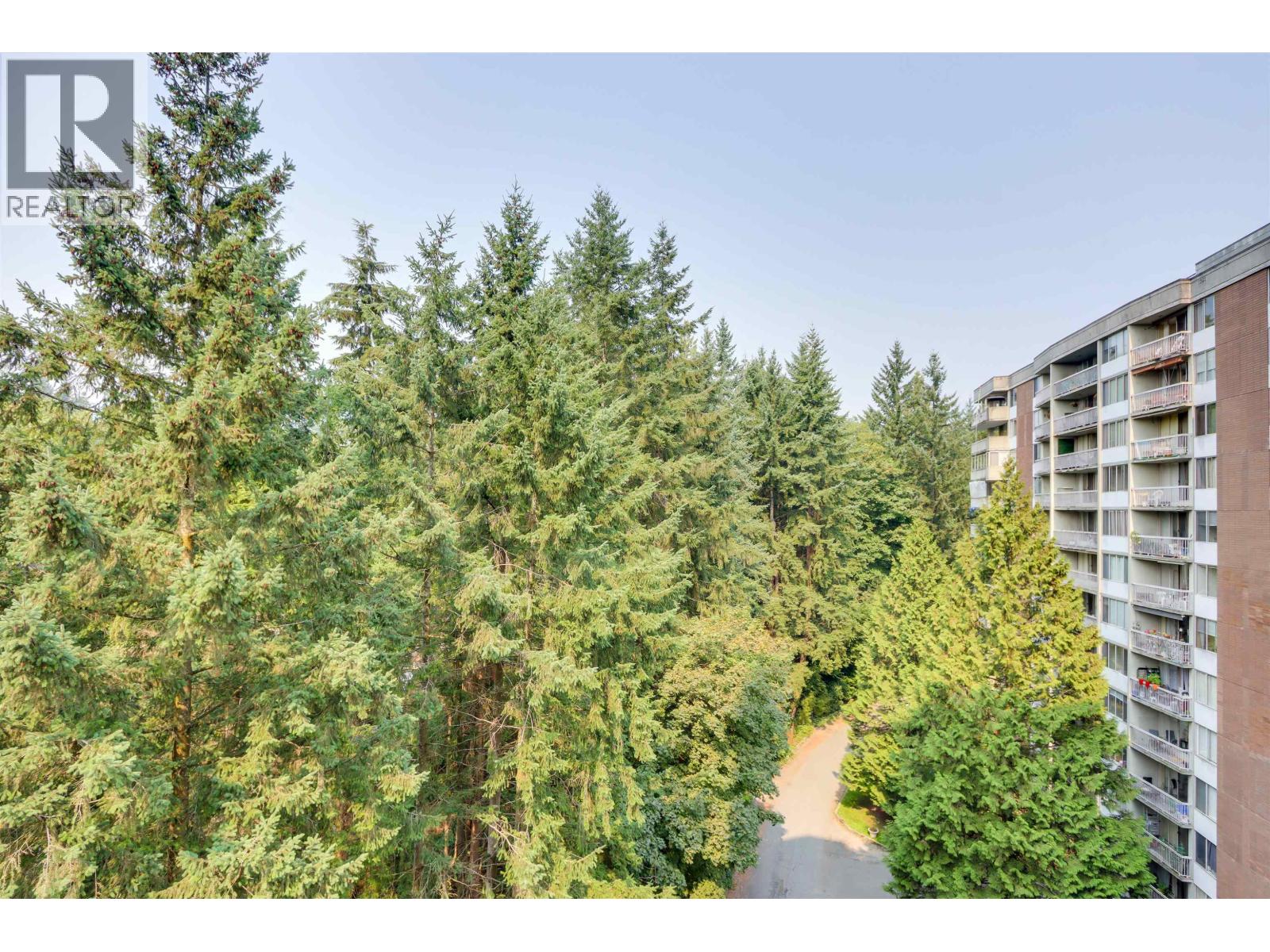1004 2024 FULLERTON AVENUE, North Vancouver, British Columbia