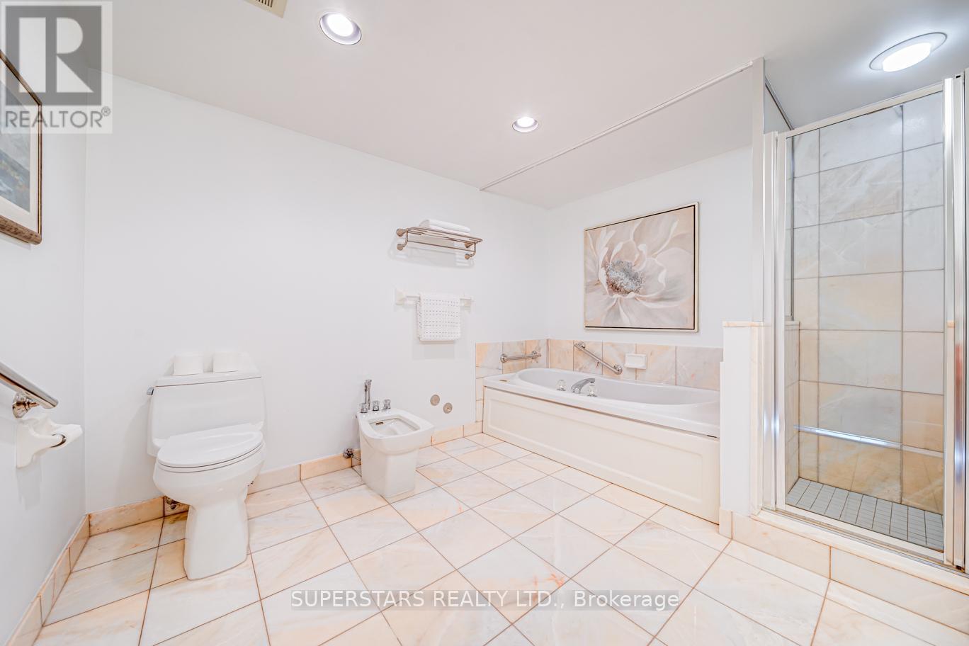 415 - 610 Bullock Drive, Markham, Ontario  L3R 0G1 - Photo 19 - N12386567