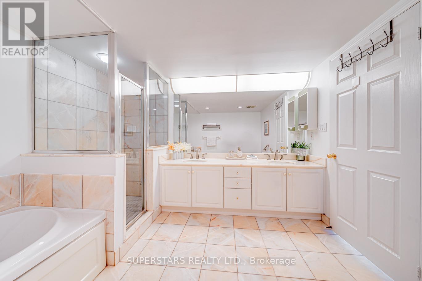 415 - 610 Bullock Drive, Markham, Ontario  L3R 0G1 - Photo 20 - N12386567