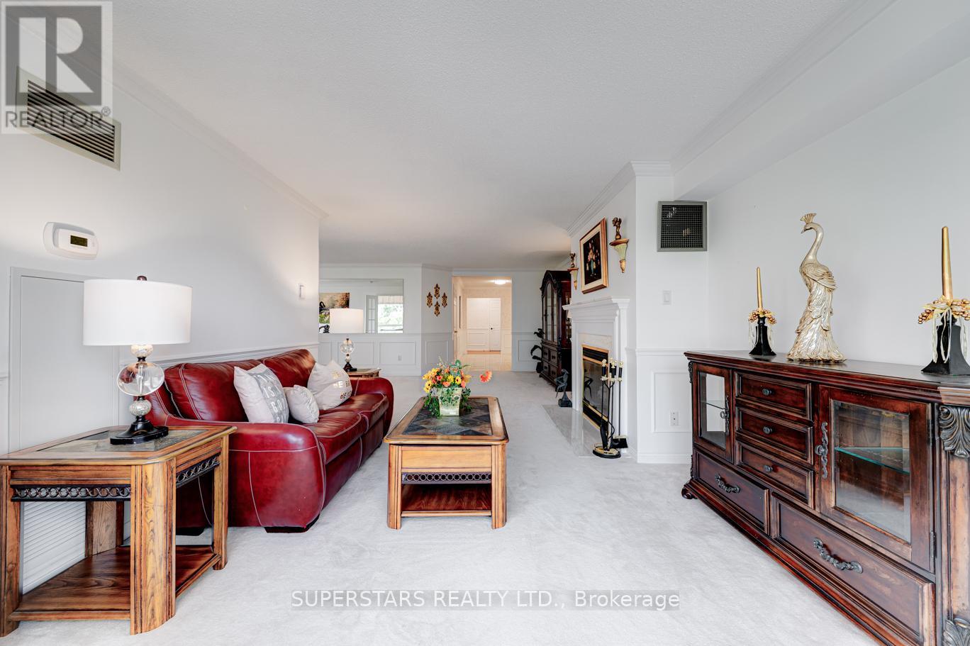 415 - 610 Bullock Drive, Markham, Ontario  L3R 0G1 - Photo 5 - N12386567