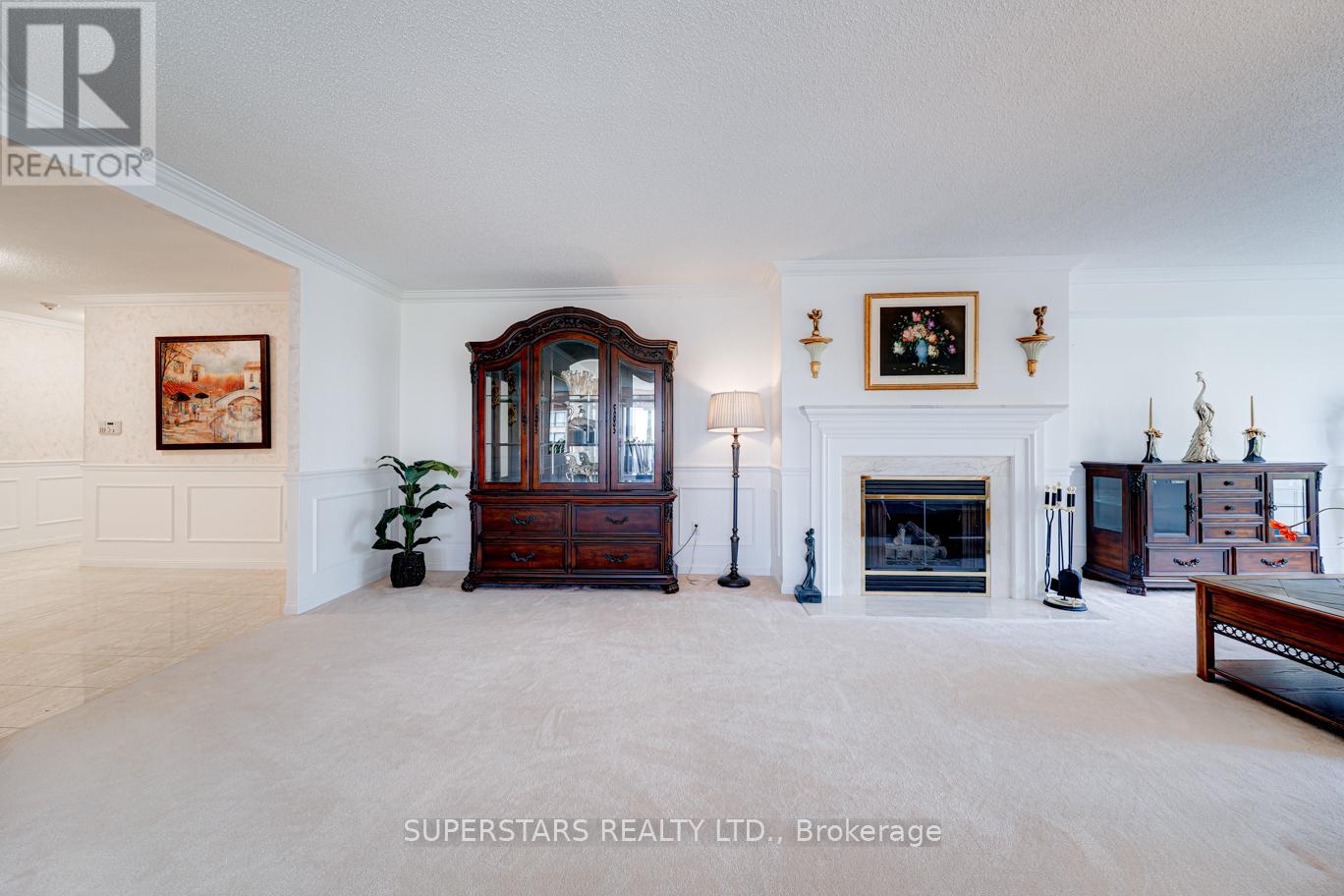 415 - 610 Bullock Drive, Markham, Ontario  L3R 0G1 - Photo 6 - N12386567