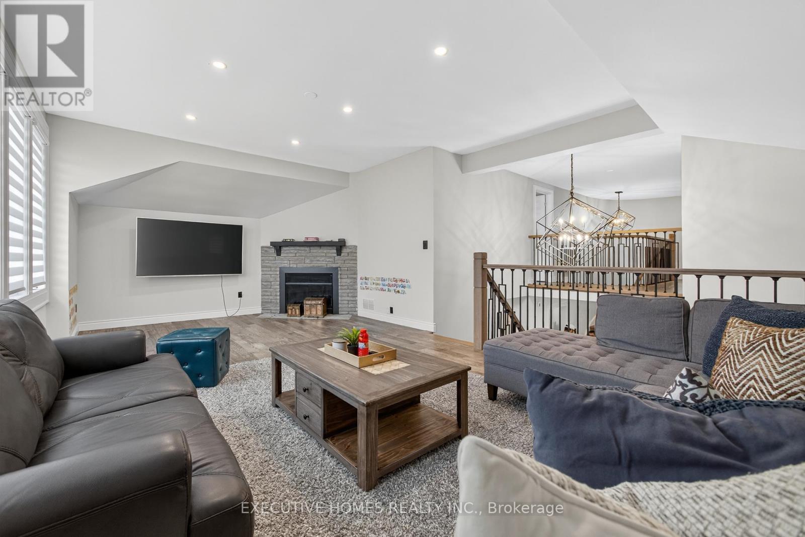 2966 Tradewind Drive, Mississauga, Ontario  L5N 6L3 - Photo 25 - W12386560