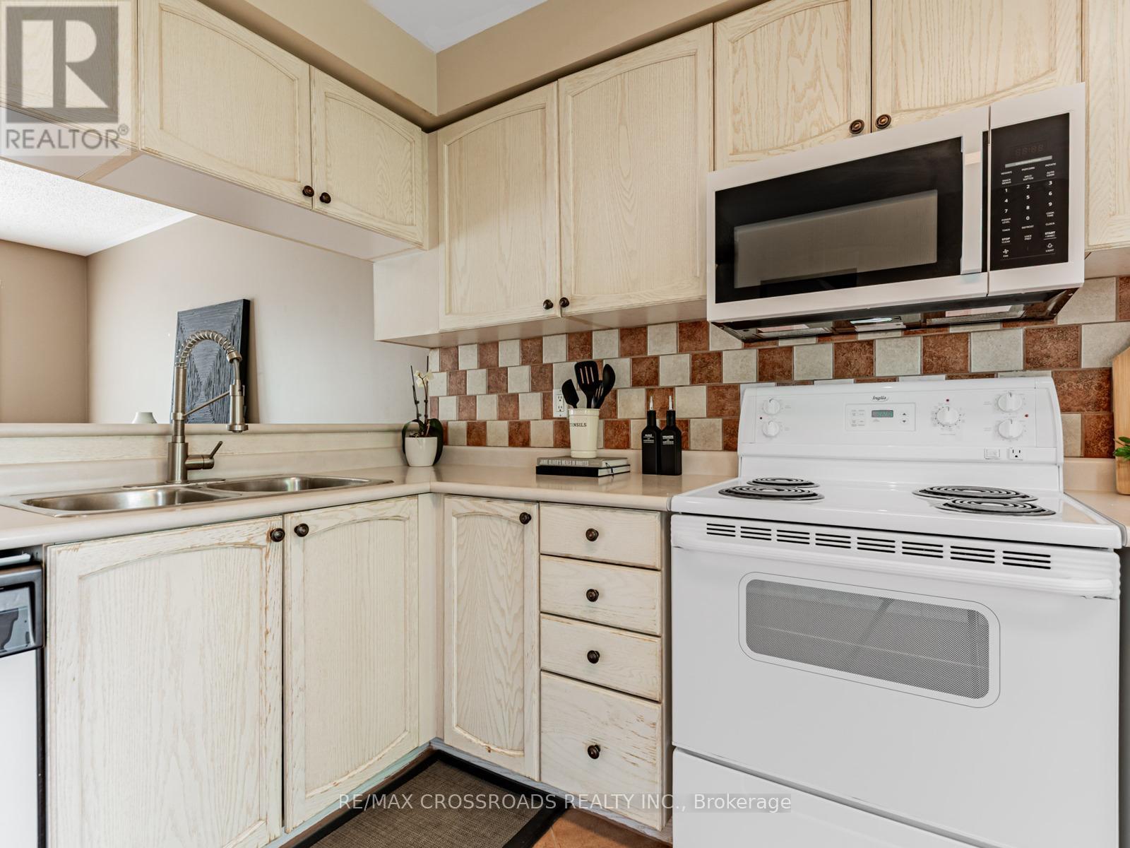 29 - 7101 Branigan Gate, Mississauga (Meadowvale Village), Ontario  L5N 7S2 - Photo 12 - W12386566