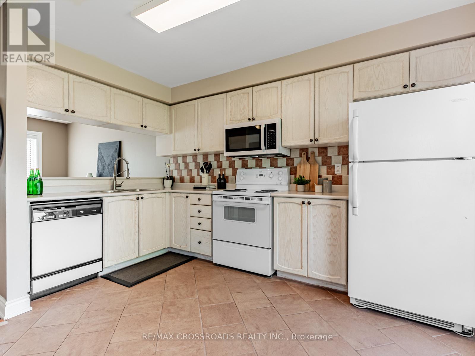29 - 7101 Branigan Gate, Mississauga (Meadowvale Village), Ontario  L5N 7S2 - Photo 13 - W12386566