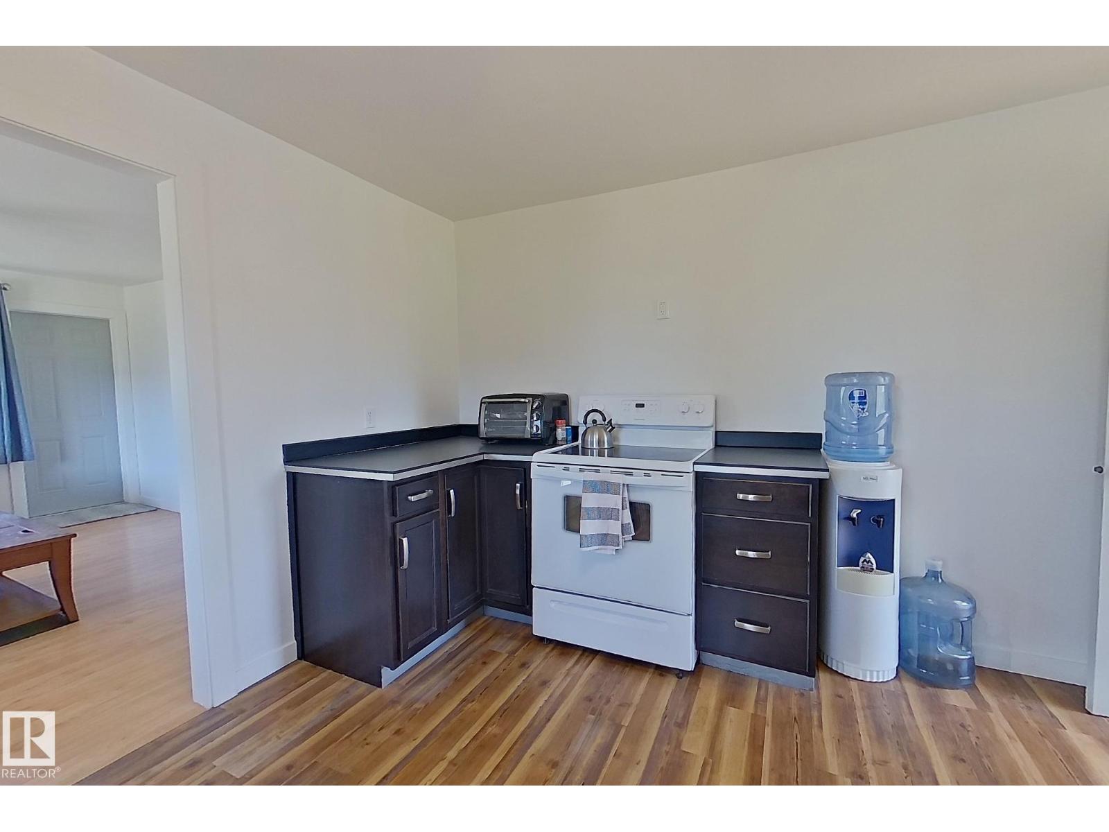 301 2nd Street, Thorhild, Alberta  T0A 3J0 - Photo 7 - E4456569