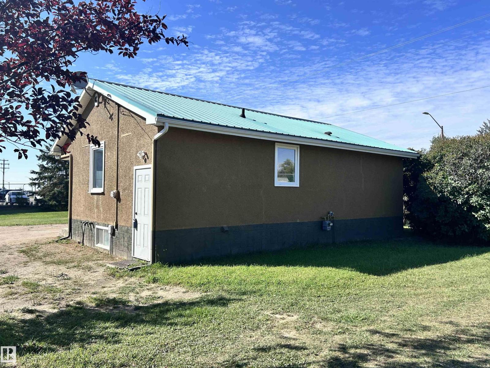 301 2nd Street, Thorhild, Alberta  T0A 3J0 - Photo 42 - E4456569
