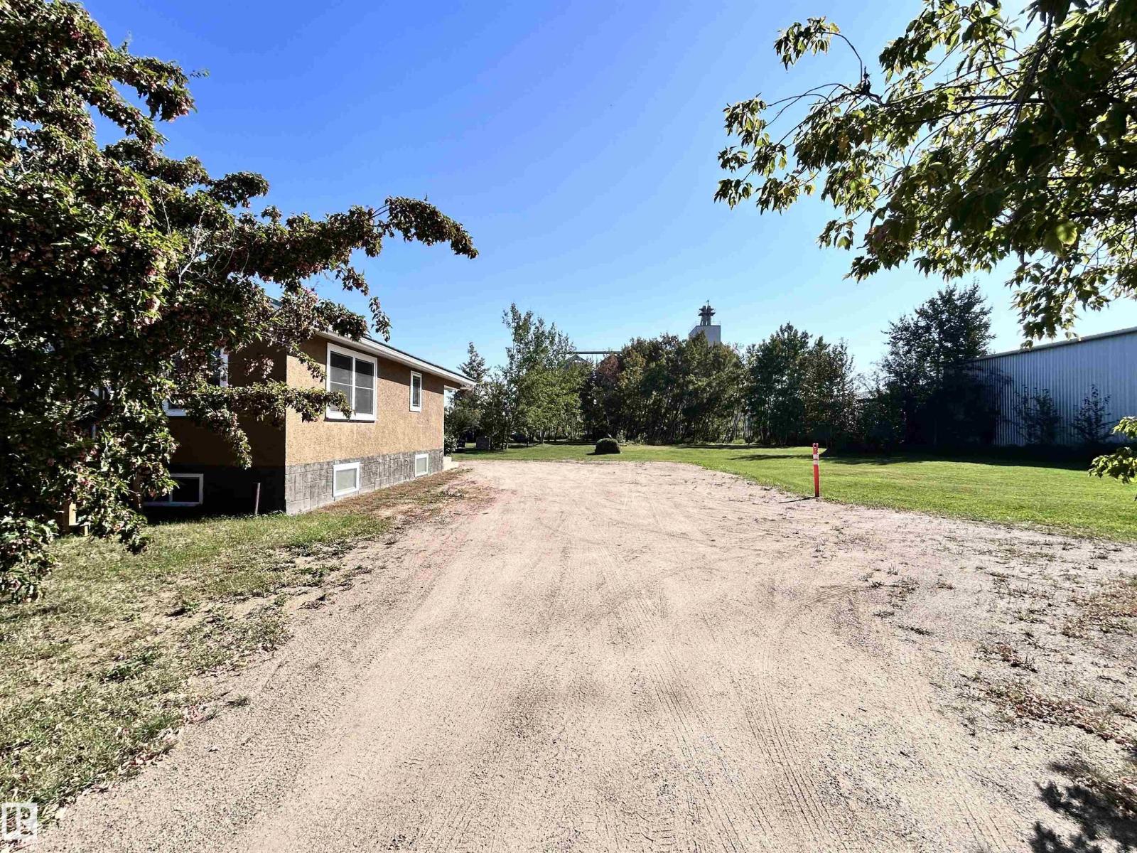 301 2nd Street, Thorhild, Alberta  T0A 3J0 - Photo 32 - E4456569