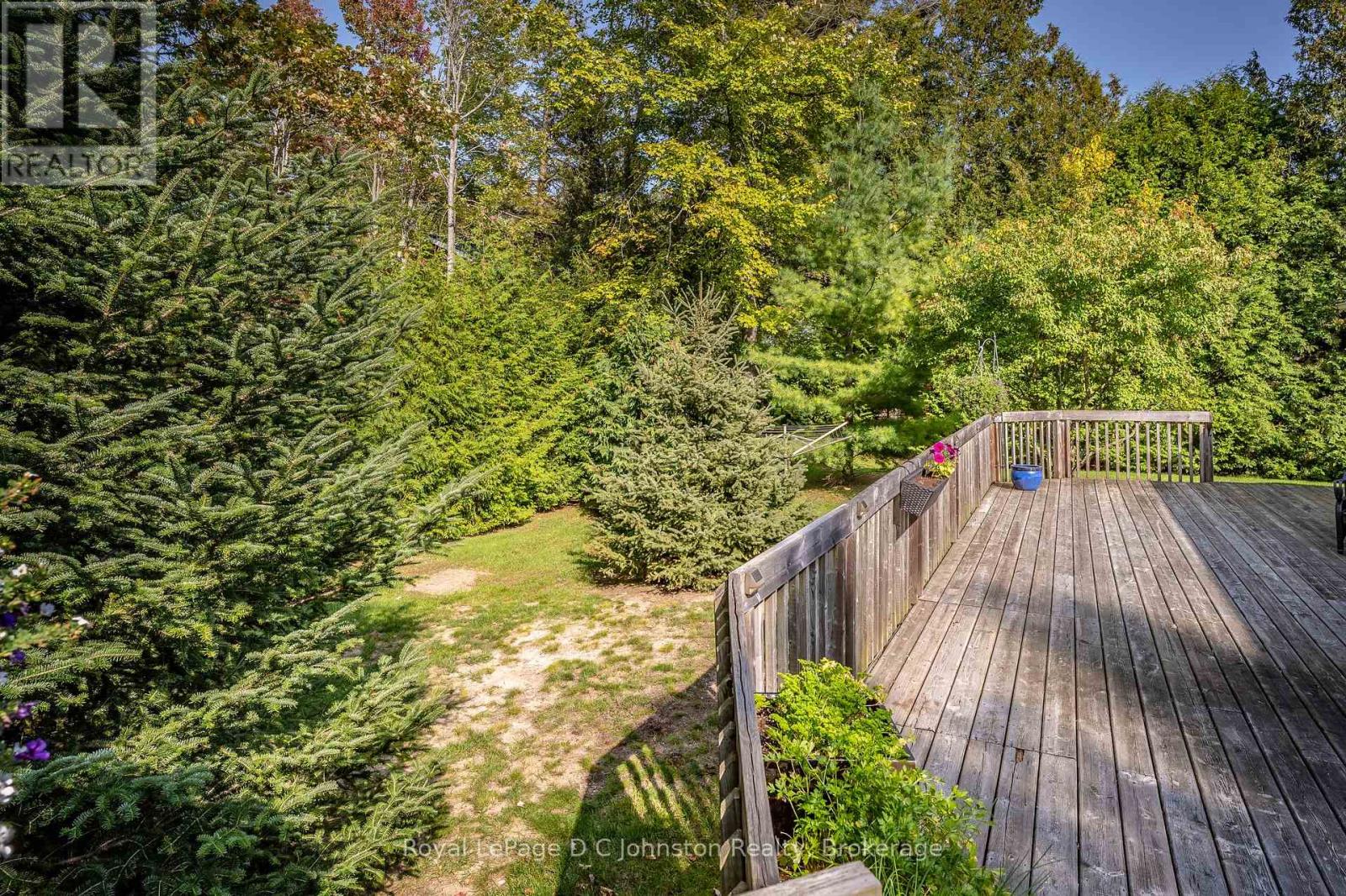 27 Gremik Crescent, South Bruce Peninsula, Ontario  N0H 2G0 - Photo 34 - X12386603