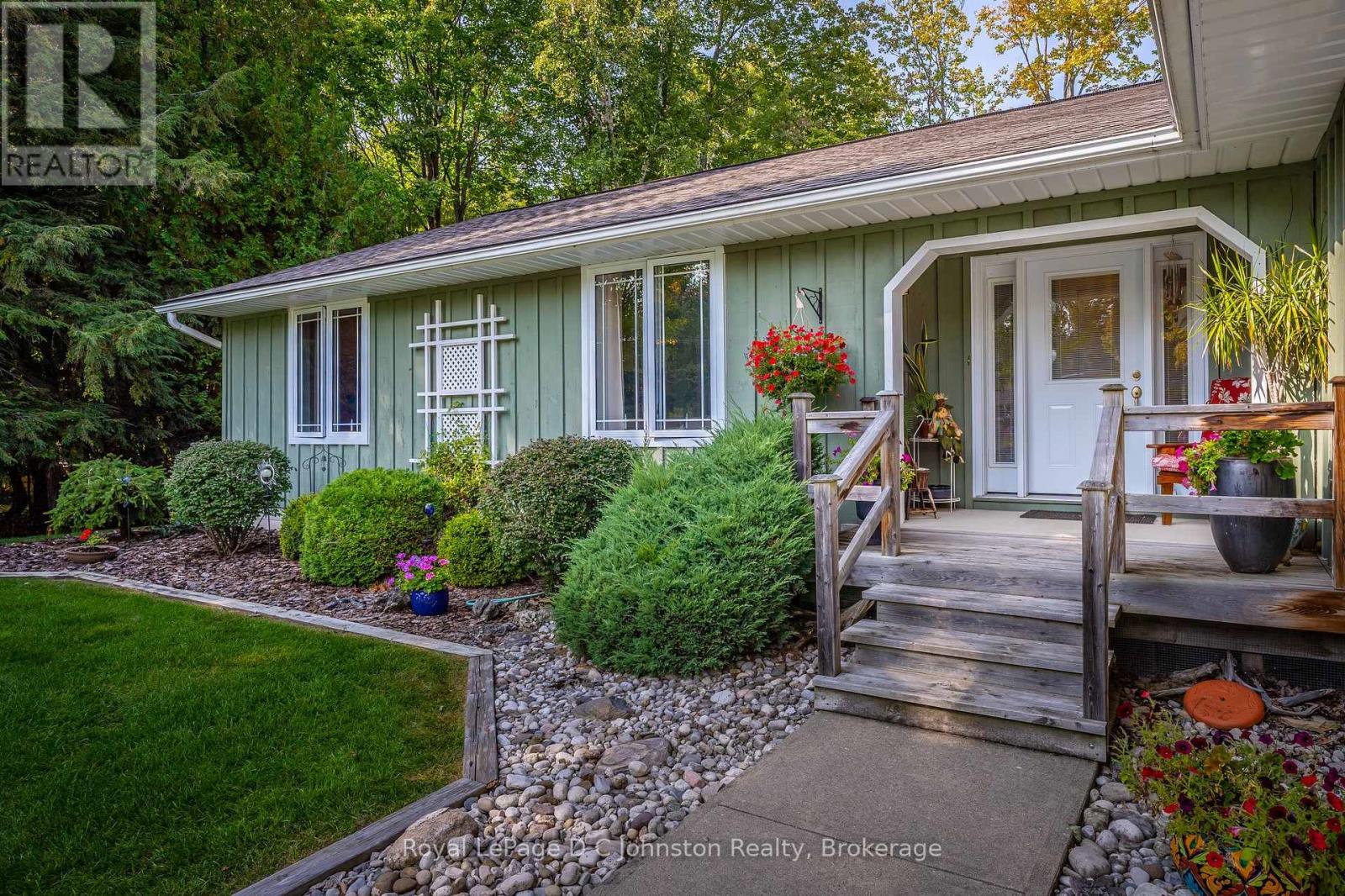 27 Gremik Crescent, South Bruce Peninsula, Ontario  N0H 2G0 - Photo 4 - X12386603