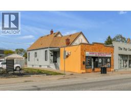 1116 WYANDOTTE STREET East, Windsor, Ontario
