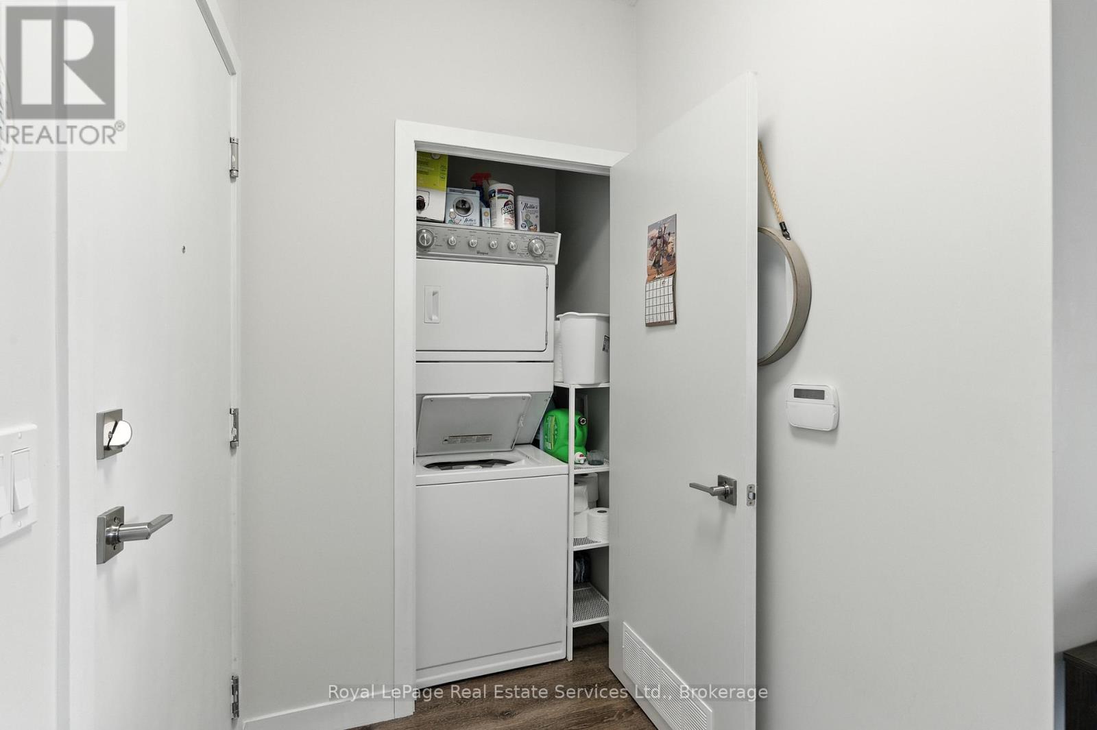 813 - 2081 Fairview Street, Burlington, Ontario  L7R 0E4 - Photo 12 - W12386390
