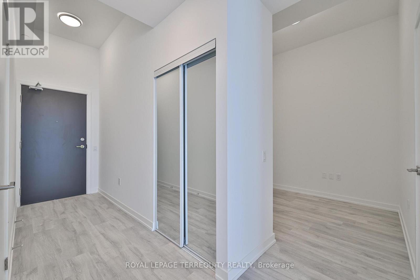 801 - 8 Olympic Garden Drive, Toronto, Ontario  M2M 0B9 - Photo 22 - C12386592