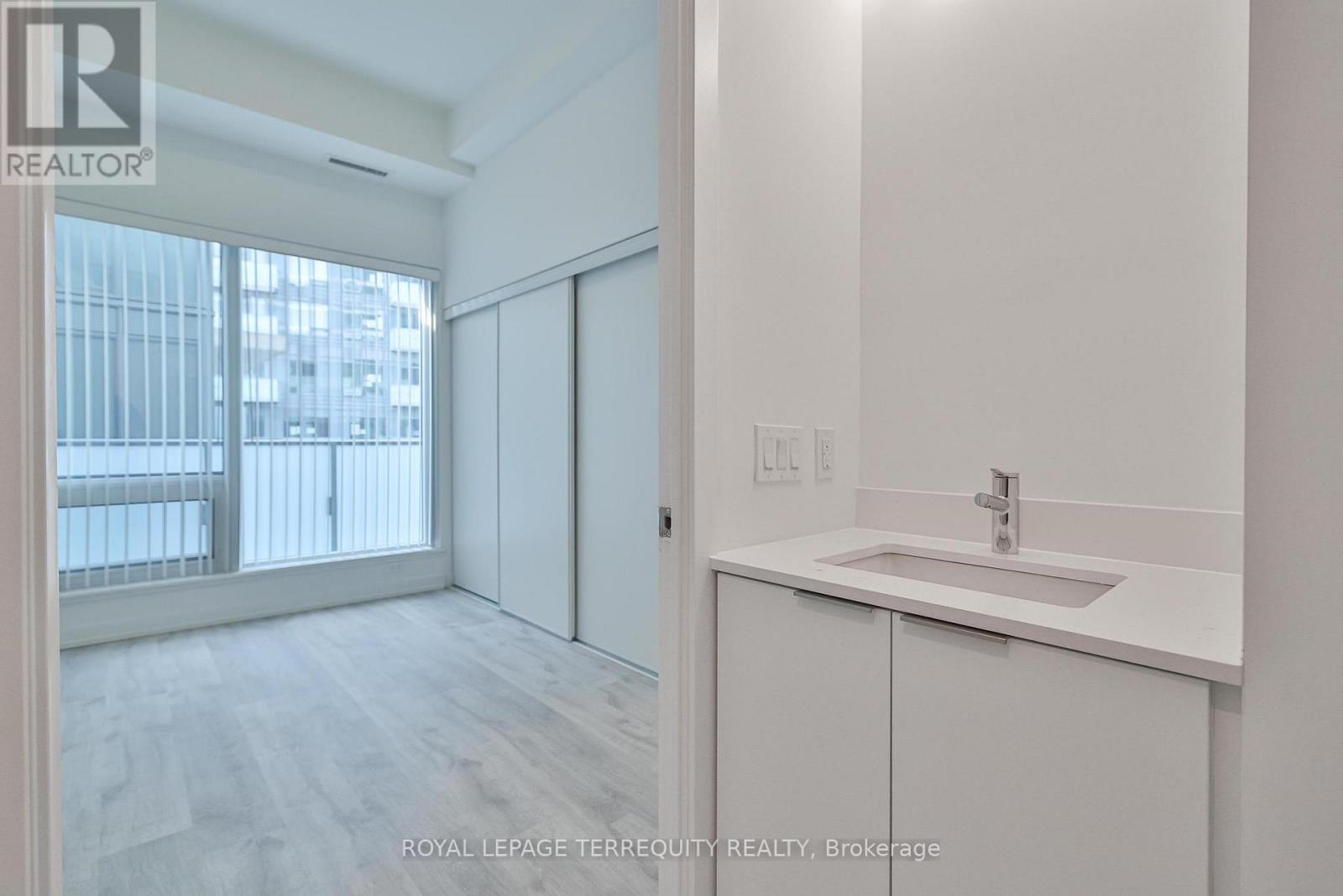 801 - 8 Olympic Garden Drive, Toronto, Ontario  M2M 0B9 - Photo 26 - C12386592