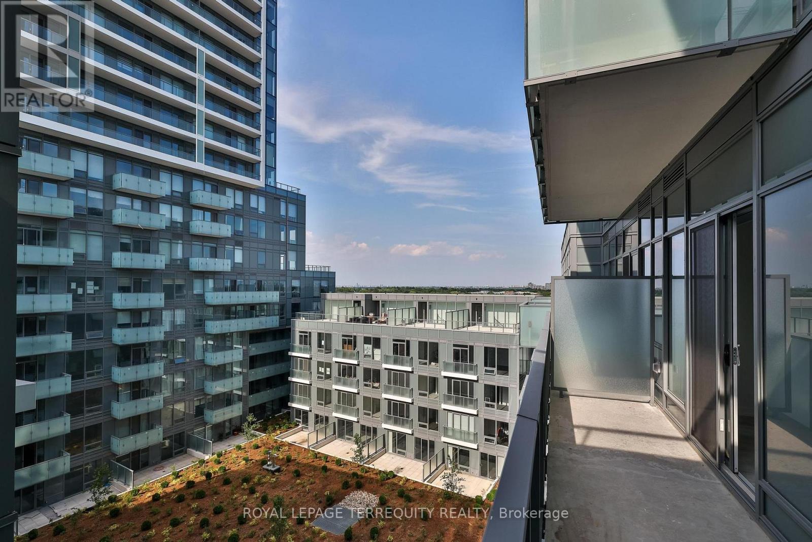801 - 8 Olympic Garden Drive, Toronto, Ontario  M2M 0B9 - Photo 32 - C12386592