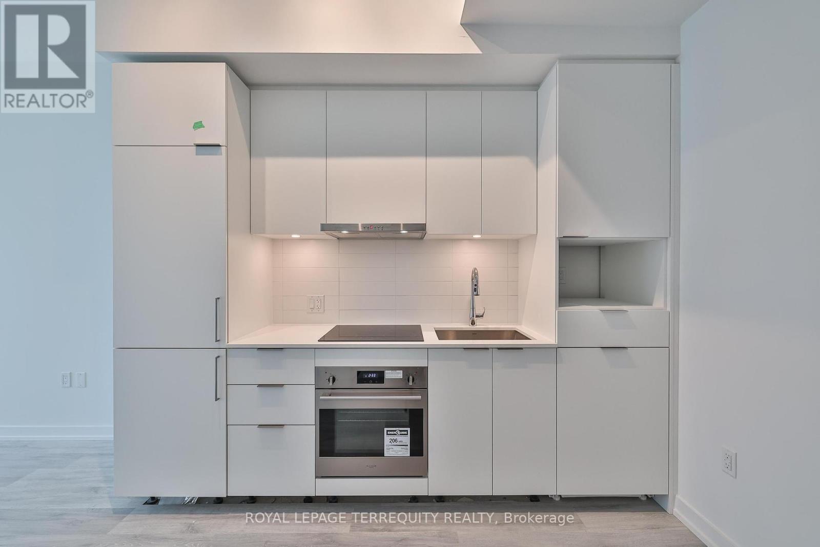 801 - 8 Olympic Garden Drive, Toronto, Ontario  M2M 0B9 - Photo 9 - C12386592