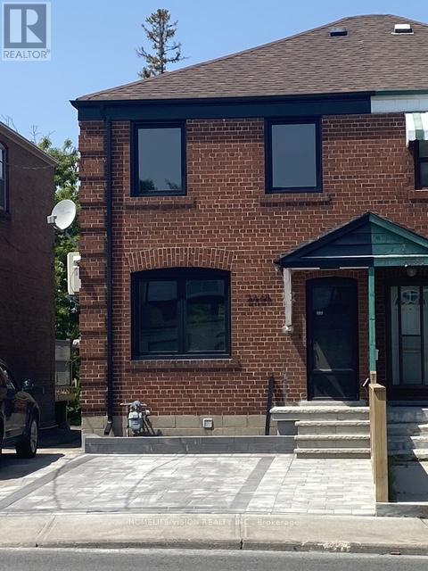 Upper - 2448 Gerrard Street E, Toronto, Ontario  M4E 2E9 - Photo 1 - E12386580