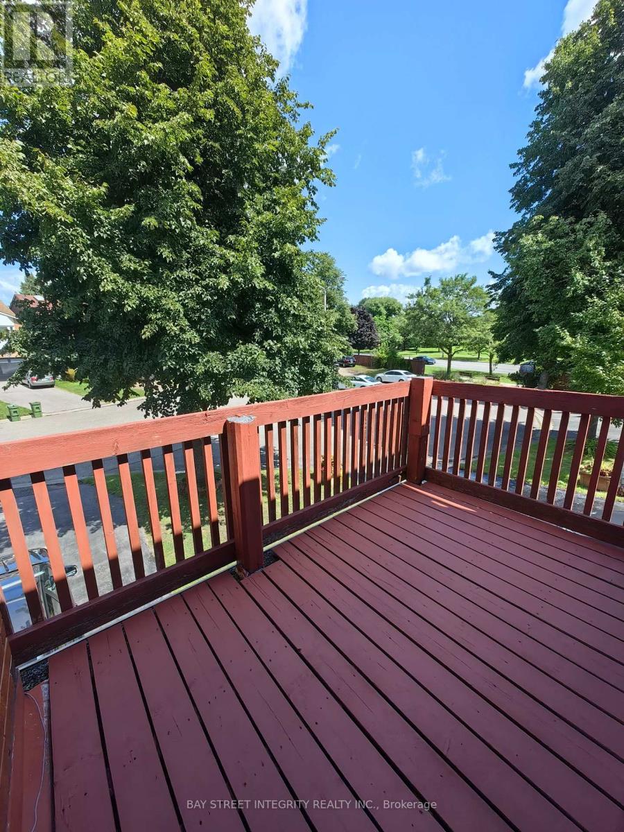 19 Belsay Court, Toronto, Ontario  M1W 3W4 - Photo 14 - E12385248