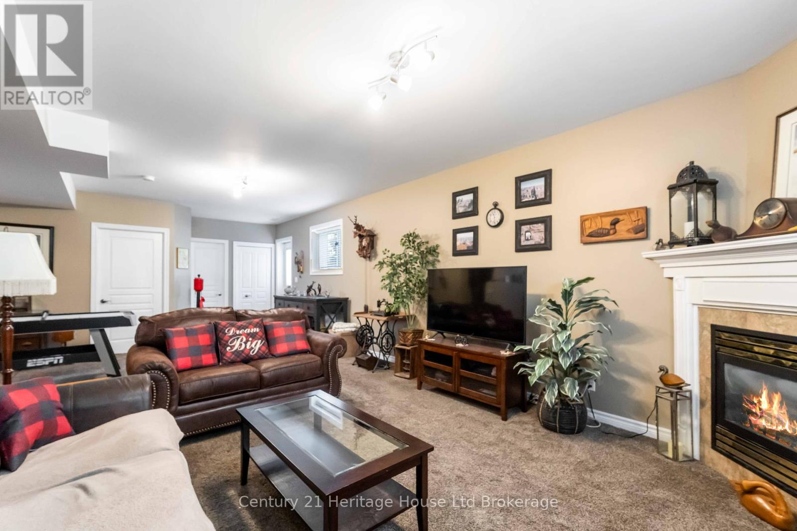 6295 Townline Road, West Lincoln, Ontario  L0R 2A0 - Photo 19 - X12386622