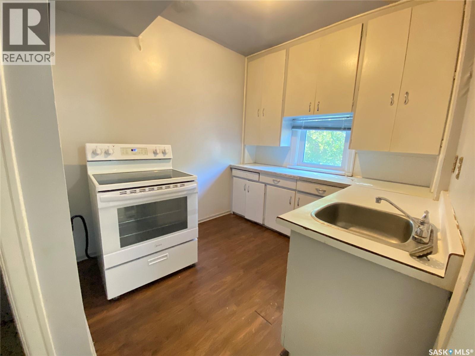 2460 Wallace Street, Regina, Saskatchewan  S4N 4B3 - Photo 7 - SK017555