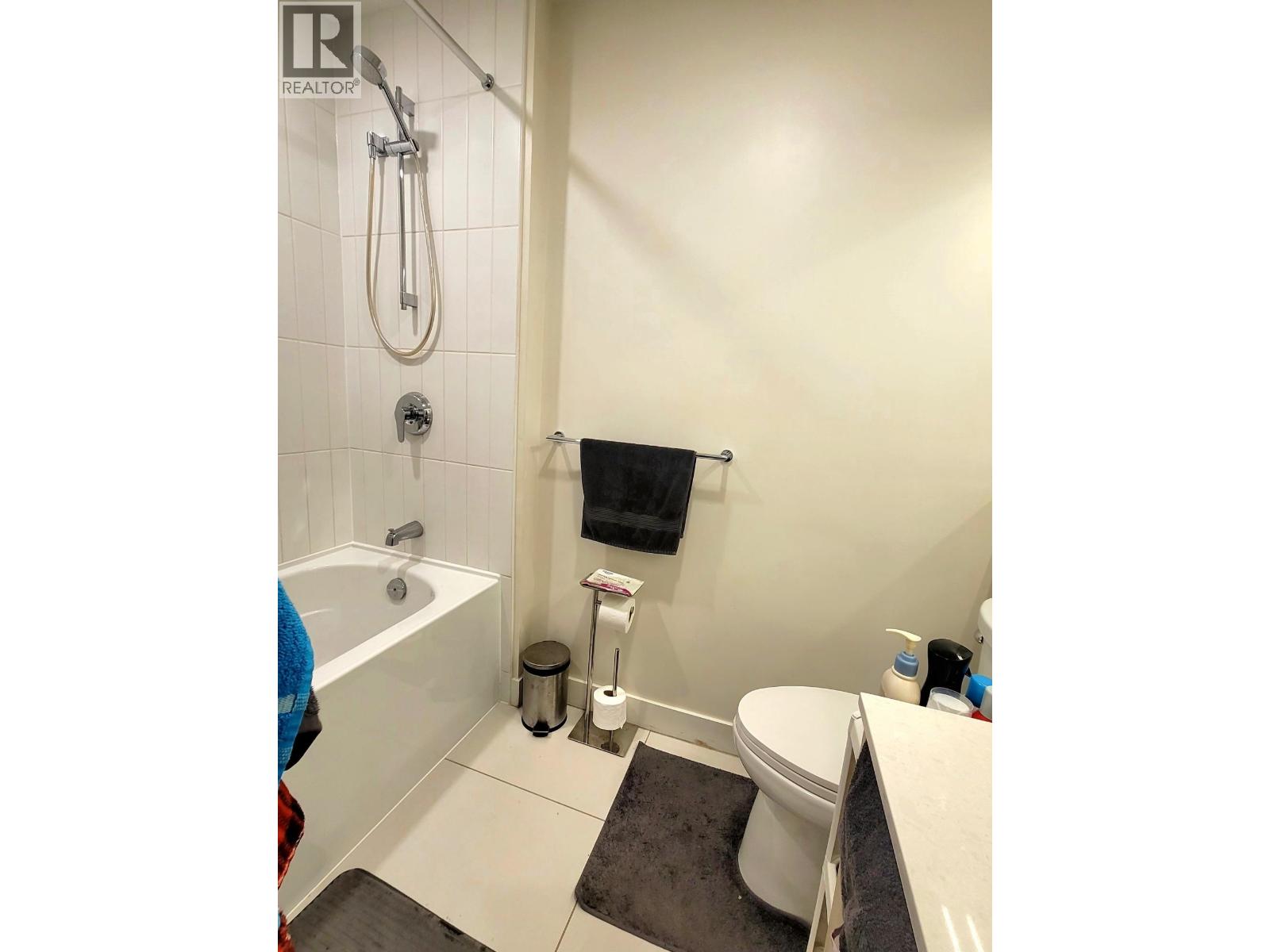 212 721 Anskar Court, Coquitlam, British Columbia  V3J 0L4 - Photo 12 - R3042458