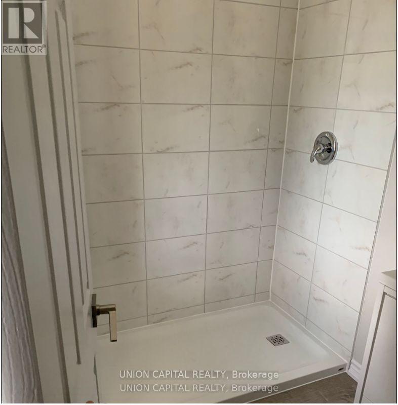 38 Ward Avenue, Hamilton (Ainslie Wood), Ontario  L8S 2E6 - Photo 14 - X12162376