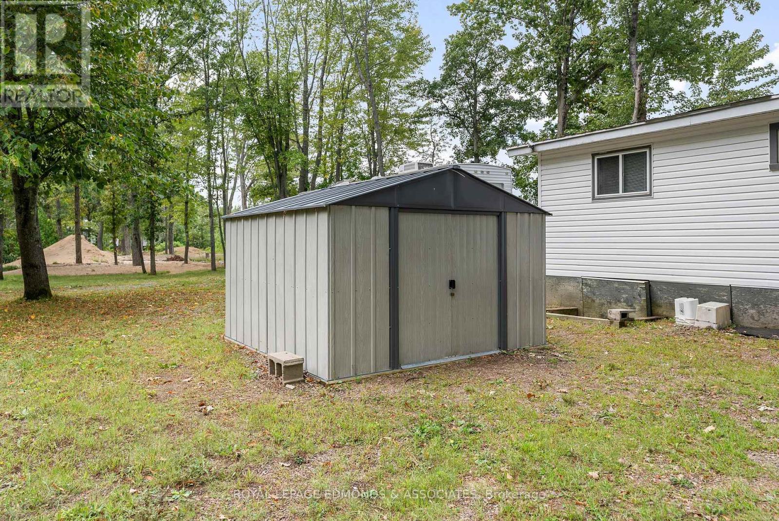 45 Greatview Trail, Whitewater Region, Ontario  K8A 6W2 - Photo 19 - X12386675