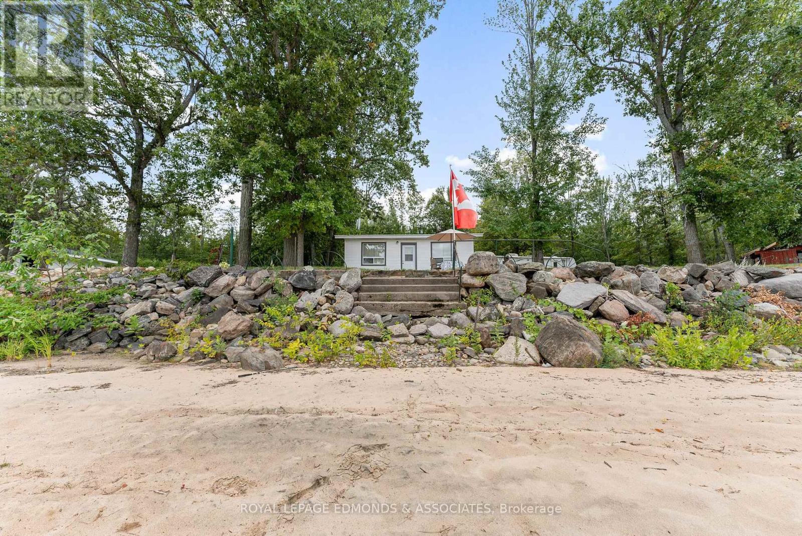 45 Greatview Trail, Whitewater Region, Ontario  K8A 6W2 - Photo 26 - X12386675