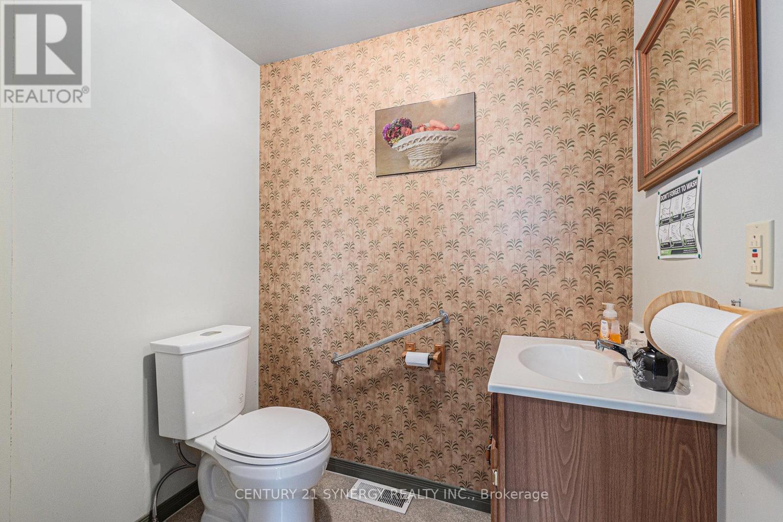 49 Main Street E, Smiths Falls, Ontario  K7A 1A5 - Photo 17 - X12386641