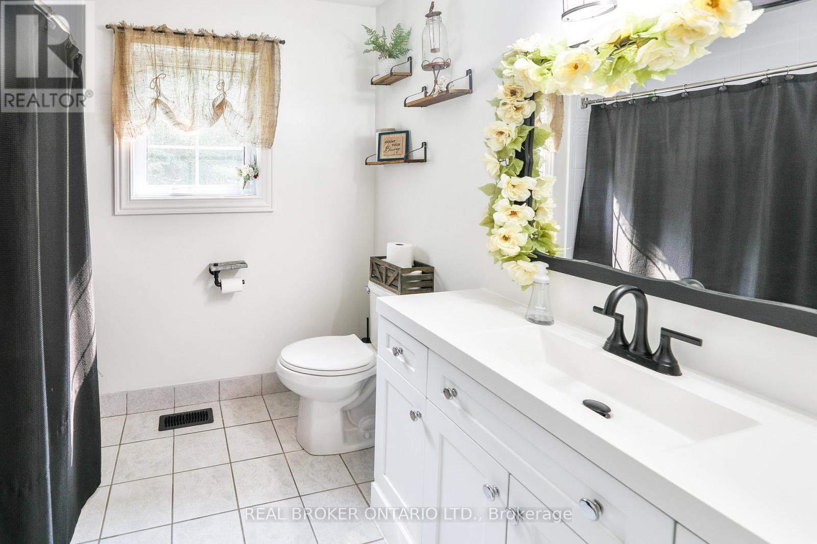 8 Benjamin Lane, North Grenville, Ontario  K0G 1J0 - Photo 13 - X12386650