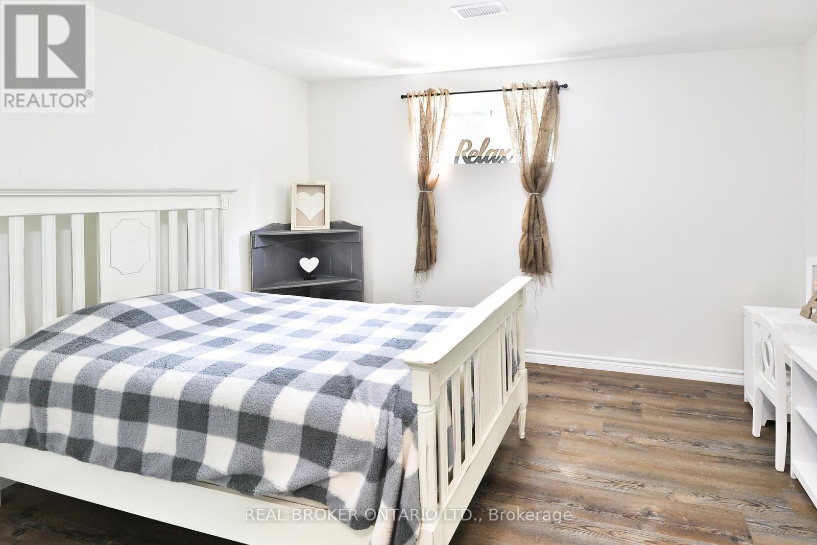 8 Benjamin Lane, North Grenville, Ontario  K0G 1J0 - Photo 22 - X12386650