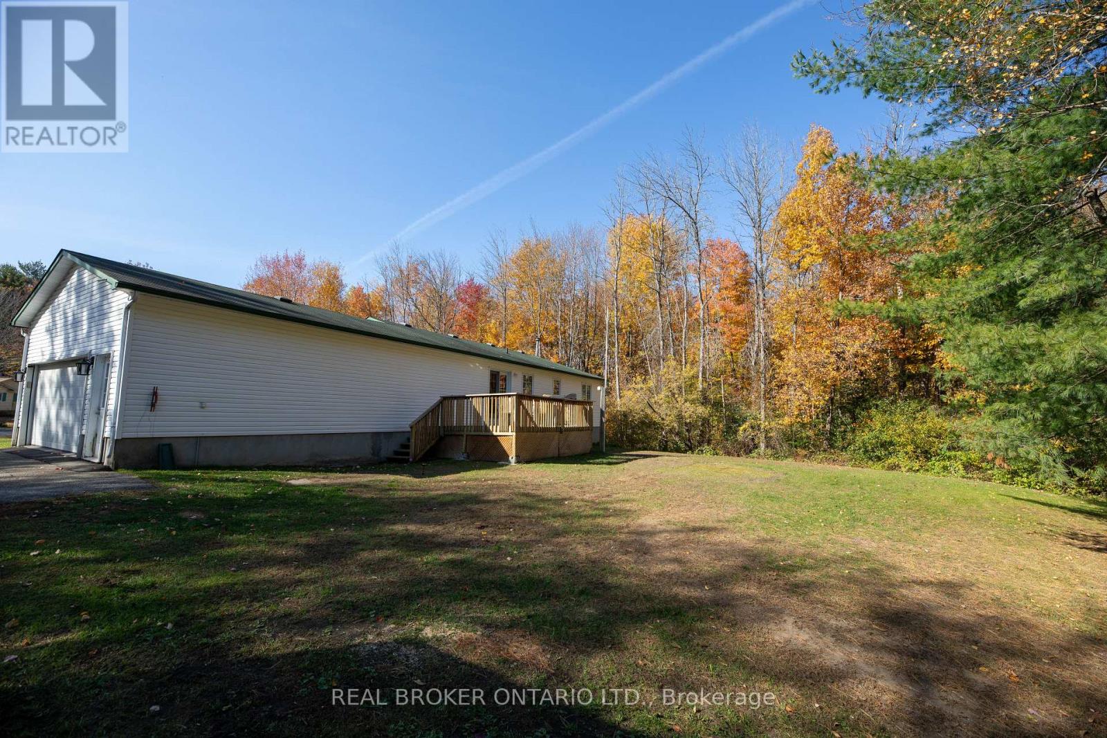 8 Benjamin Lane, North Grenville, Ontario  K0G 1J0 - Photo 24 - X12386650