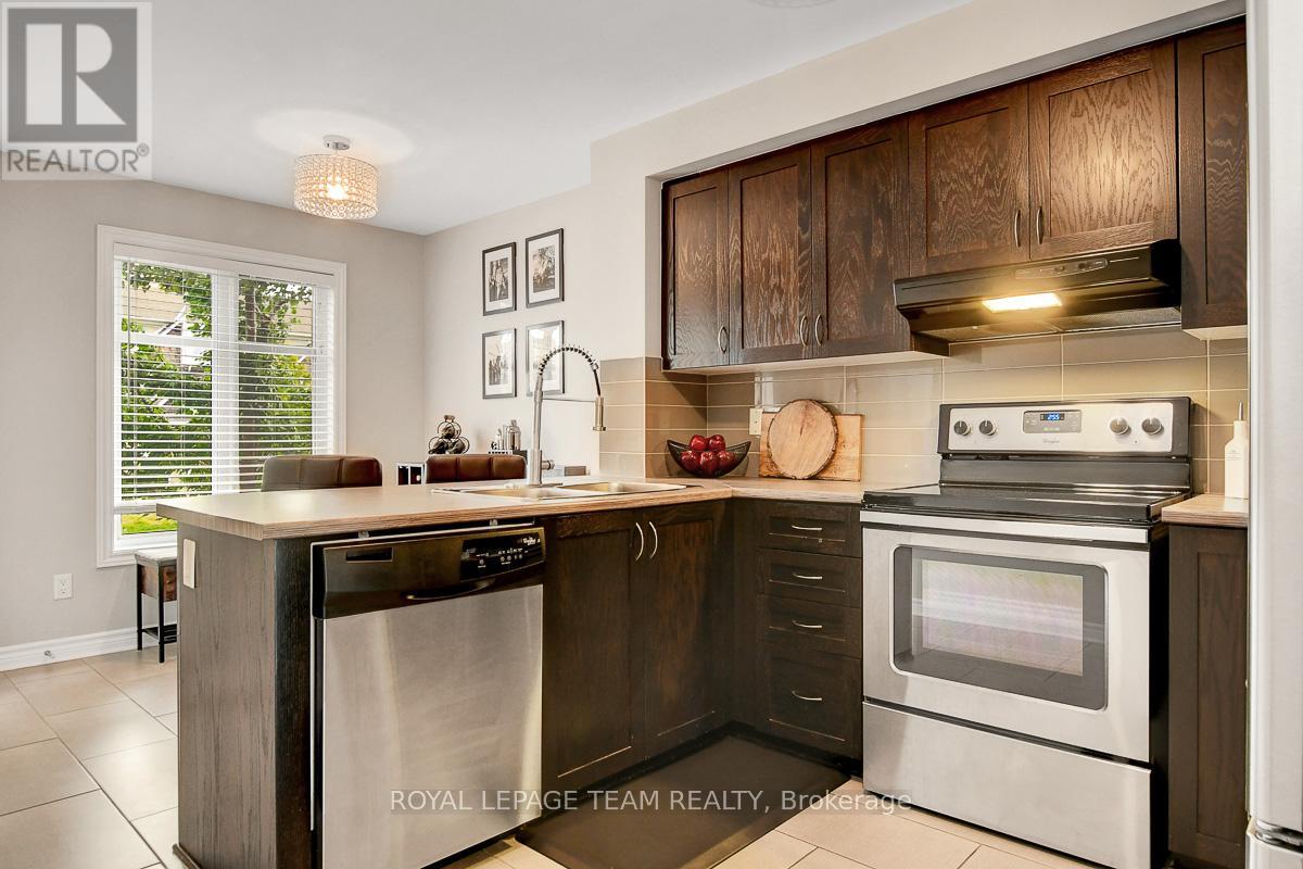B - 629 Chapman Mills Drive, Ottawa, Ontario  K2J 5T1 - Photo 10 - X12386660