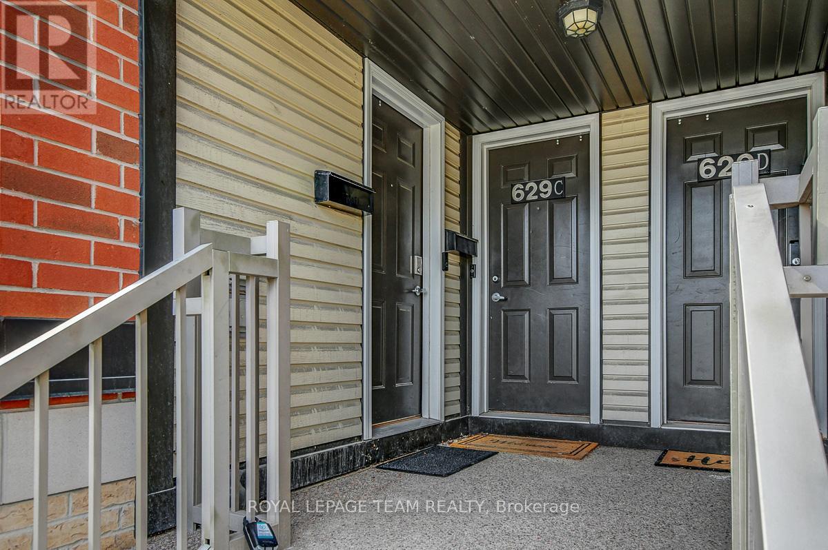 B - 629 Chapman Mills Drive, Ottawa, Ontario  K2J 5T1 - Photo 2 - X12386660