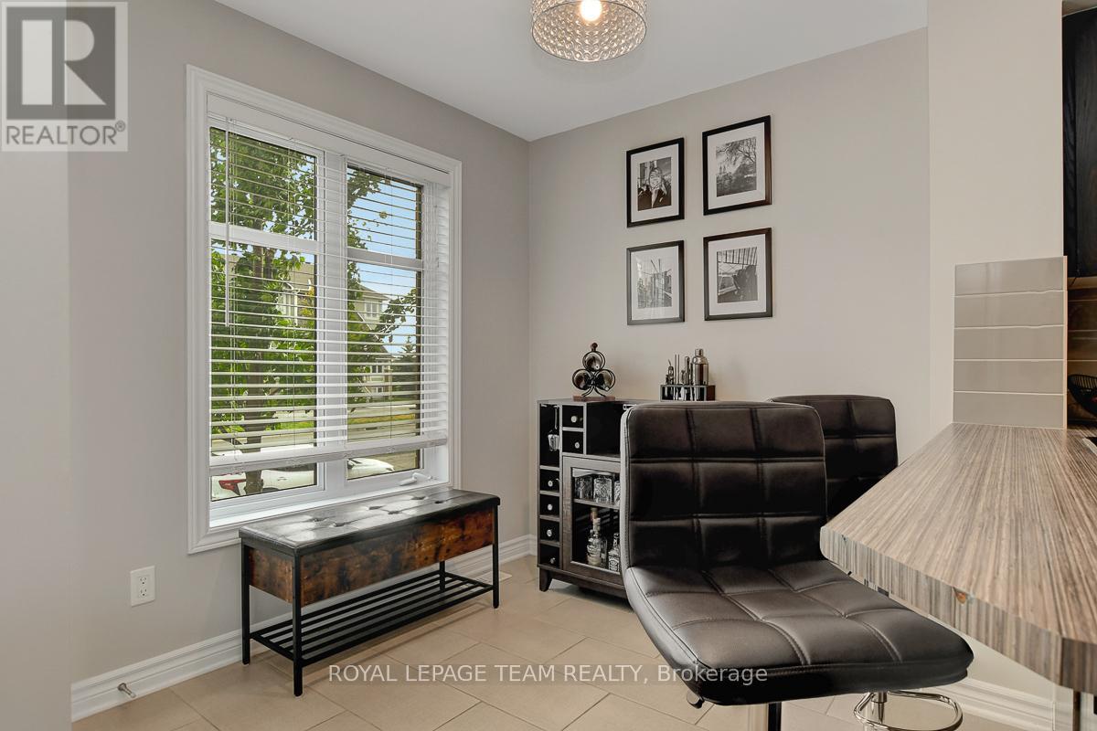 B - 629 Chapman Mills Drive, Ottawa, Ontario  K2J 5T1 - Photo 5 - X12386660