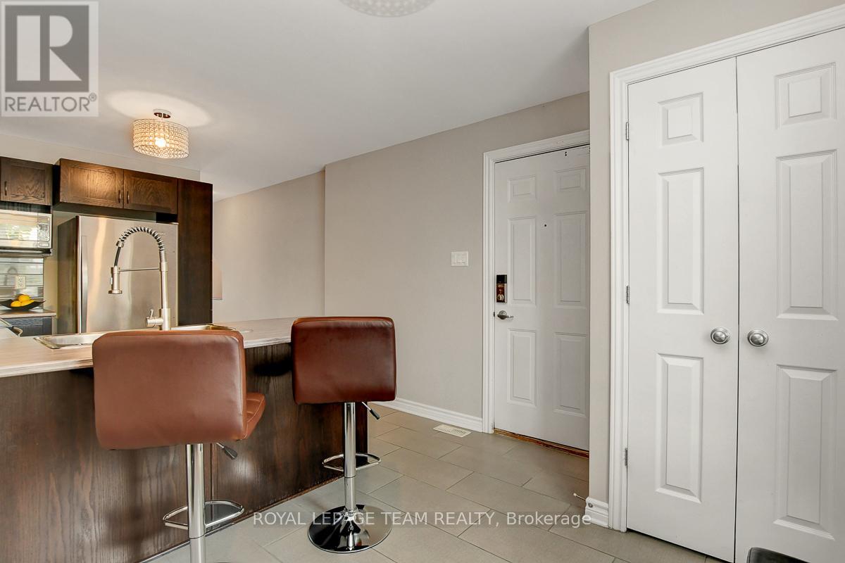 B - 629 Chapman Mills Drive, Ottawa, Ontario  K2J 5T1 - Photo 7 - X12386660