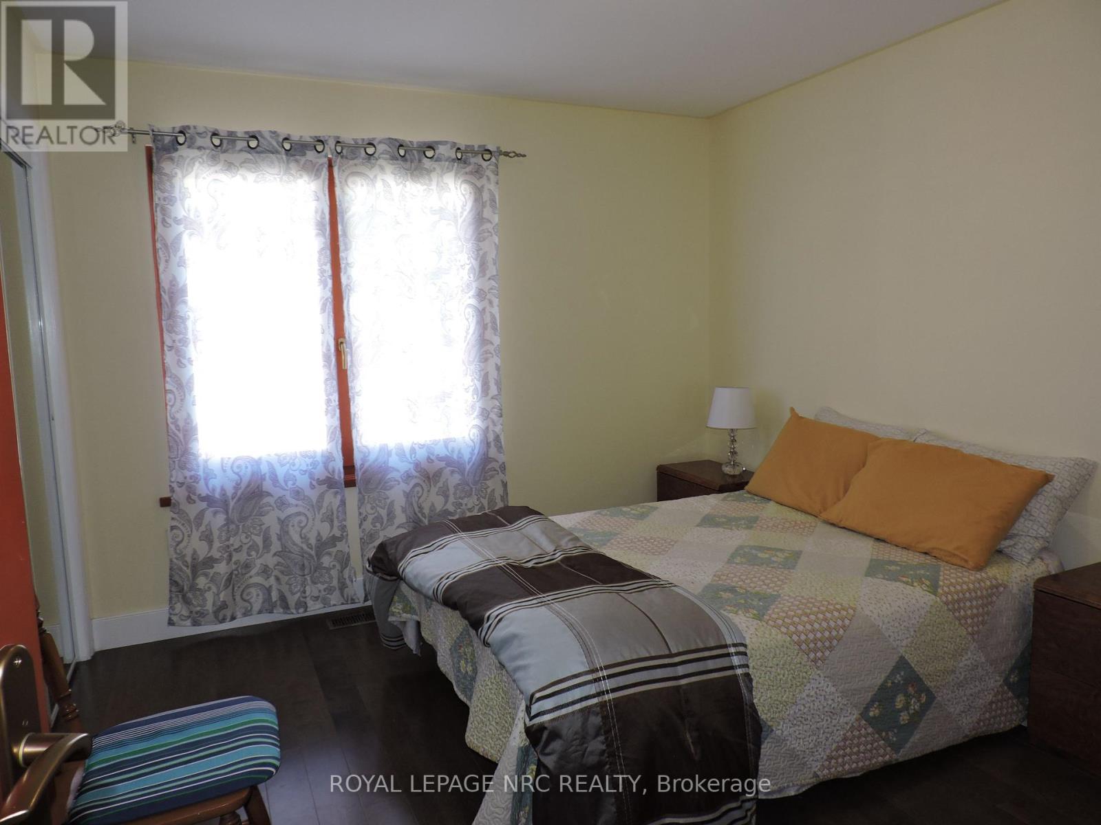 340 Oxford Avenue, Fort Erie, Ontario  L0S 1B0 - Photo 17 - X12386668