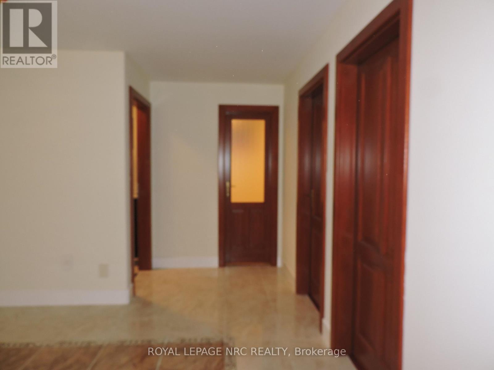 340 Oxford Avenue, Fort Erie, Ontario  L0S 1B0 - Photo 18 - X12386668