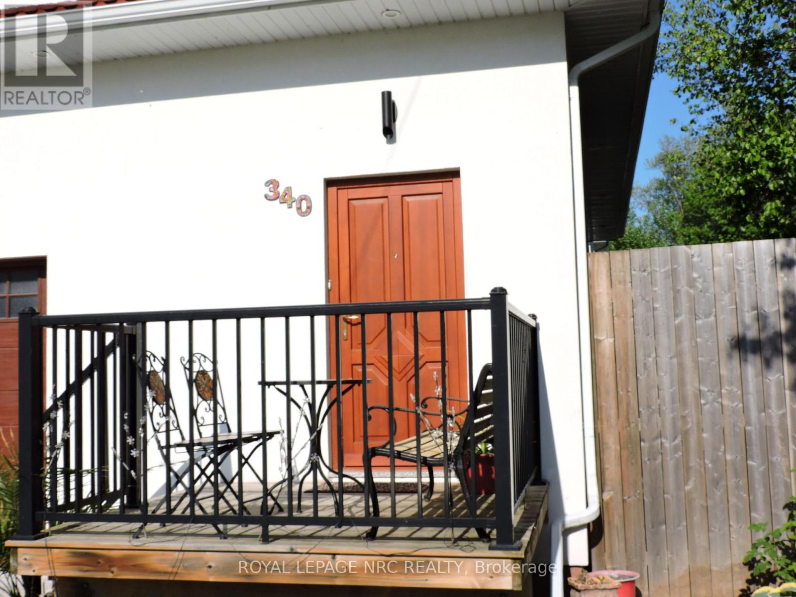 340 Oxford Avenue, Fort Erie, Ontario  L0S 1B0 - Photo 3 - X12386668